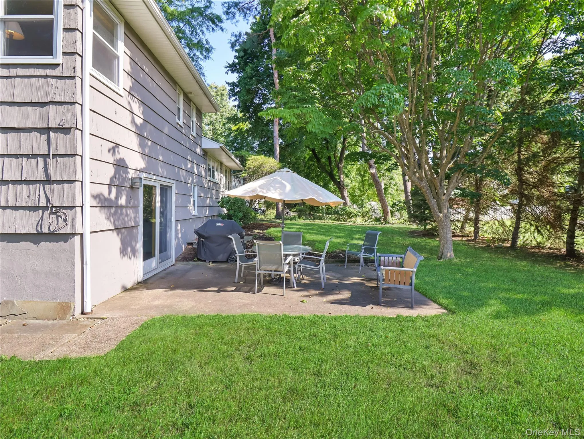 48 Eberling Drive, Clarkstown, NY, 3 Bedrooms Bedrooms, 8 Rooms Rooms,2 BathroomsBathrooms,Residential,For Rent,Eberling,0,1037318 48 Eberling Drive, Clarkstown, NY, 3 Bedrooms Bedrooms, 8 Rooms Rooms,2 BathroomsBathrooms,Residential,For Rent,Eberling,0,1037318