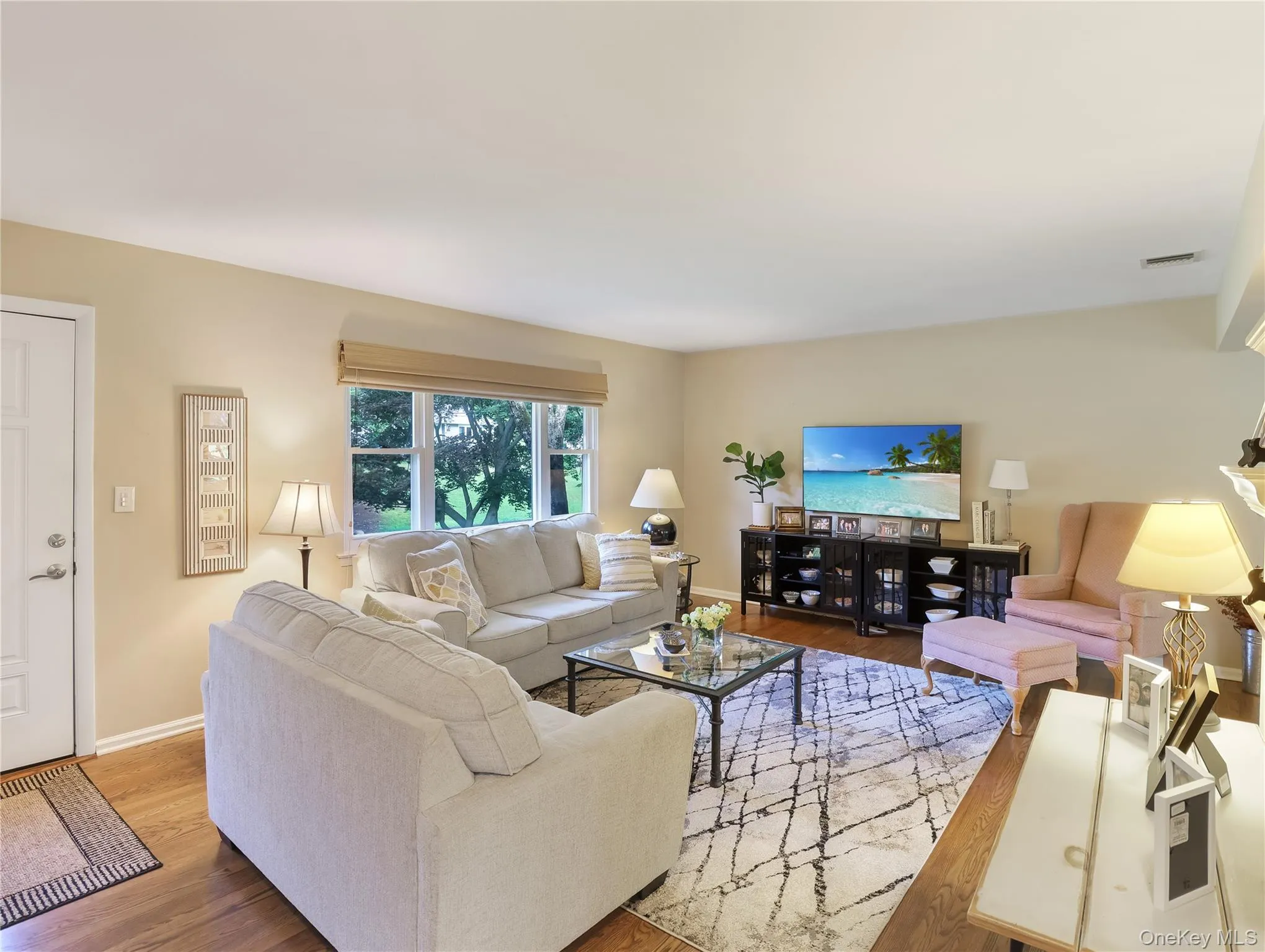 48 Eberling Drive, Clarkstown, NY, 3 Bedrooms Bedrooms, 8 Rooms Rooms,2 BathroomsBathrooms,Residential,For Rent,Eberling,0,1037318 48 Eberling Drive, Clarkstown, NY, 3 Bedrooms Bedrooms, 8 Rooms Rooms,2 BathroomsBathrooms,Residential,For Rent,Eberling,0,1037318