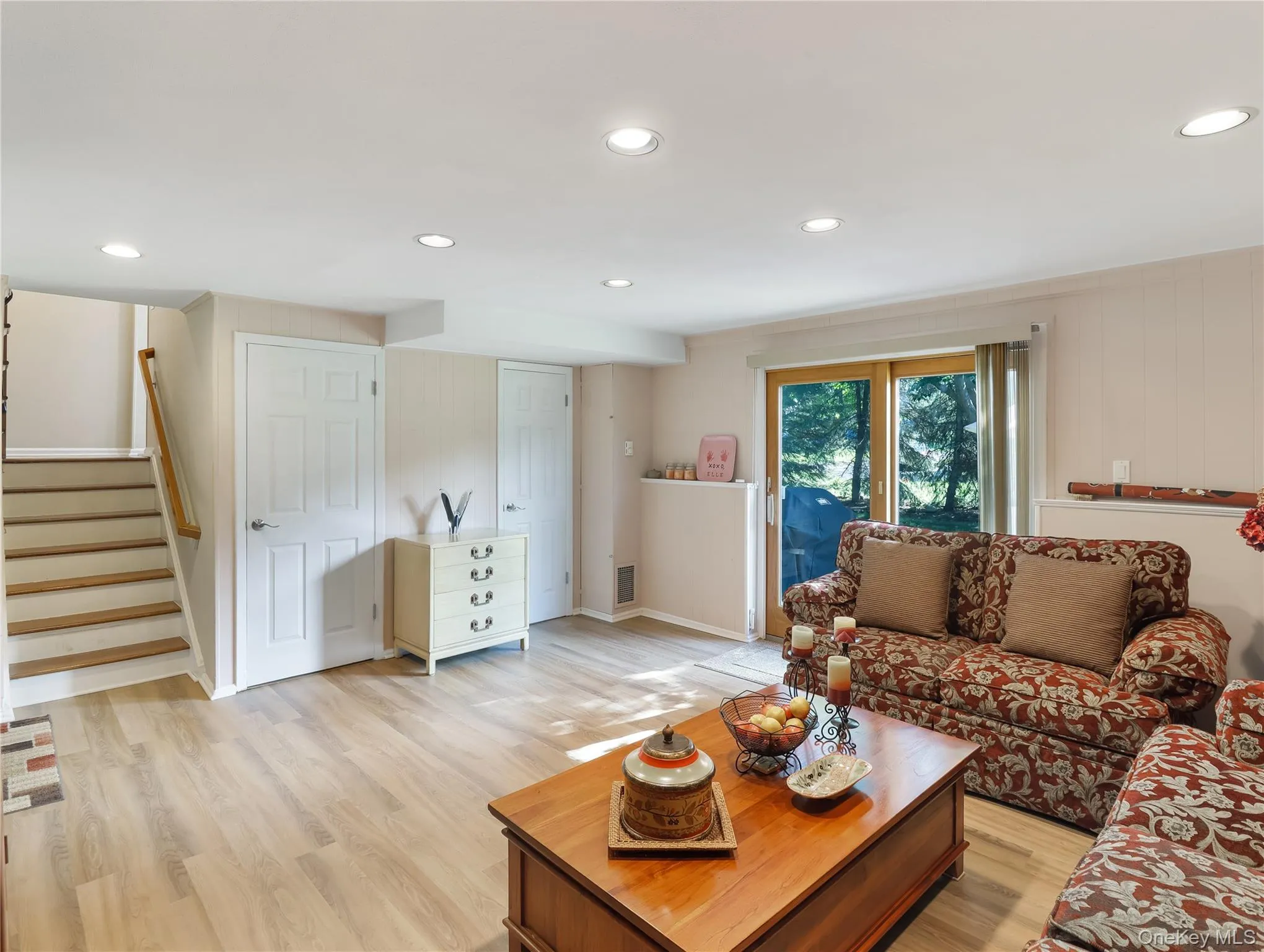 48 Eberling Drive, Clarkstown, NY, 3 Bedrooms Bedrooms, 8 Rooms Rooms,2 BathroomsBathrooms,Residential,For Rent,Eberling,0,1037318 48 Eberling Drive, Clarkstown, NY, 3 Bedrooms Bedrooms, 8 Rooms Rooms,2 BathroomsBathrooms,Residential,For Rent,Eberling,0,1037318