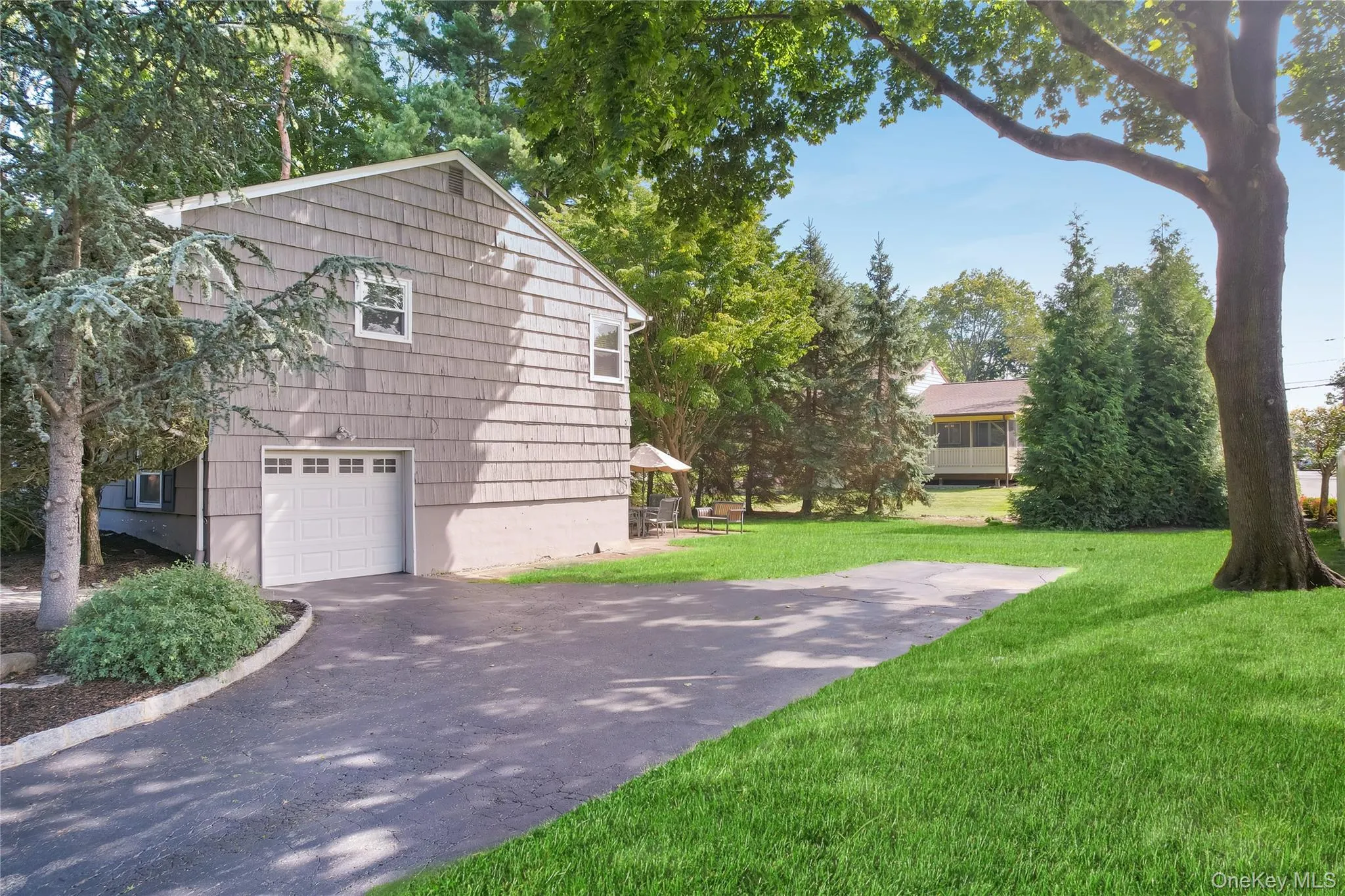 48 Eberling Drive, Clarkstown, NY, 3 Bedrooms Bedrooms, 8 Rooms Rooms,2 BathroomsBathrooms,Residential,For Rent,Eberling,0,1037318 48 Eberling Drive, Clarkstown, NY, 3 Bedrooms Bedrooms, 8 Rooms Rooms,2 BathroomsBathrooms,Residential,For Rent,Eberling,0,1037318
