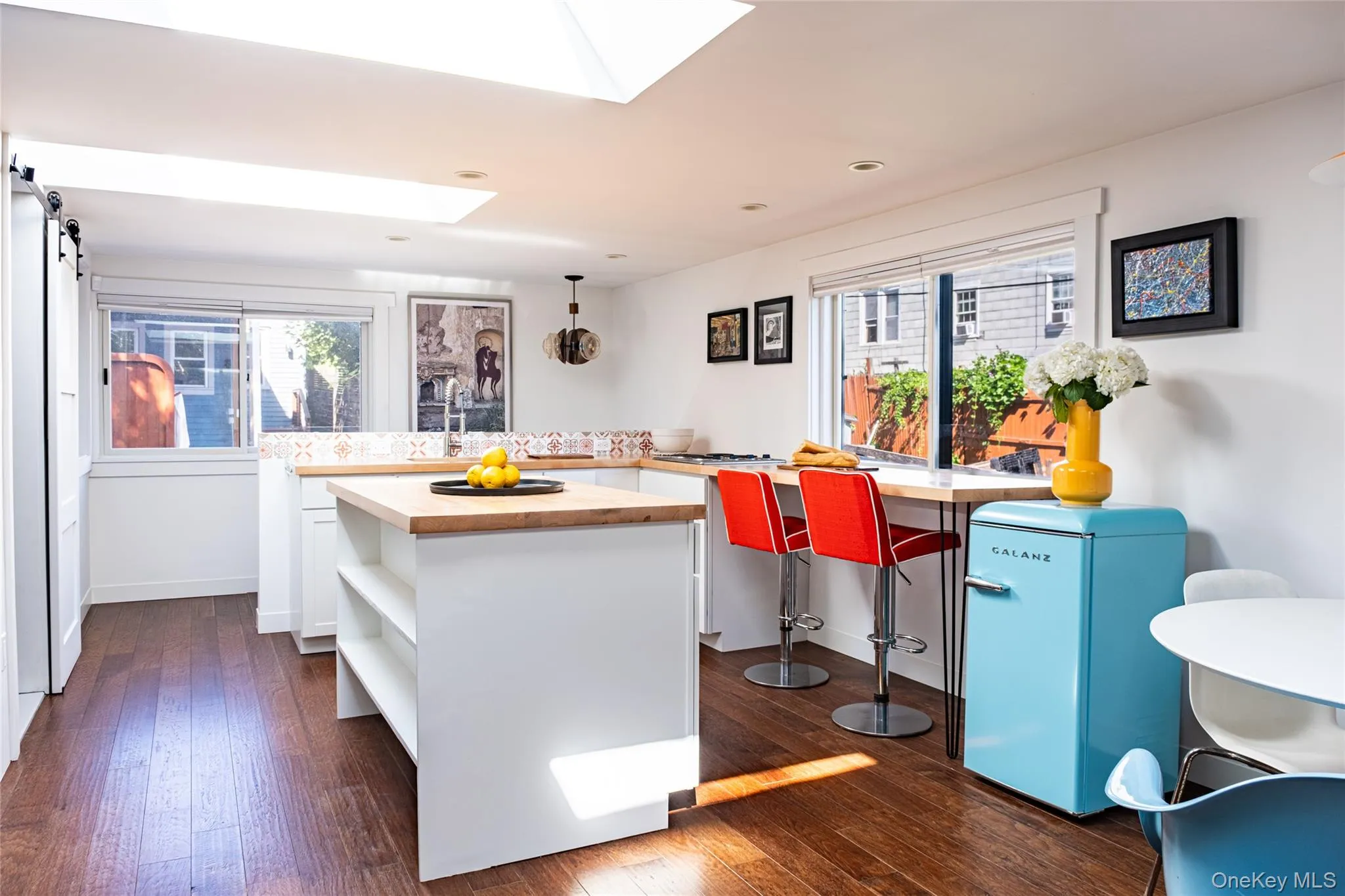 315 State Street, Hudson, NY, 3 Bedrooms Bedrooms, 10 Rooms Rooms,3 BathroomsBathrooms,Residential,For Rent,State,0,1037322 315 State Street, Hudson, NY, 3 Bedrooms Bedrooms, 10 Rooms Rooms,3 BathroomsBathrooms,Residential,For Rent,State,0,1037322