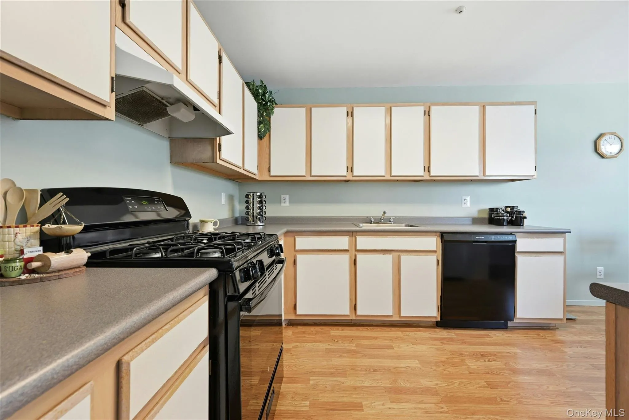 874 Birchwood Park Drive, Brookhaven, NY, 2 Bedrooms Bedrooms, 5 Rooms Rooms,1 BathroomBathrooms,Residential,For Rent,Birchwood Park,0,1037323 874 Birchwood Park Drive, Brookhaven, NY, 2 Bedrooms Bedrooms, 5 Rooms Rooms,1 BathroomBathrooms,Residential,For Rent,Birchwood Park,0,1037323