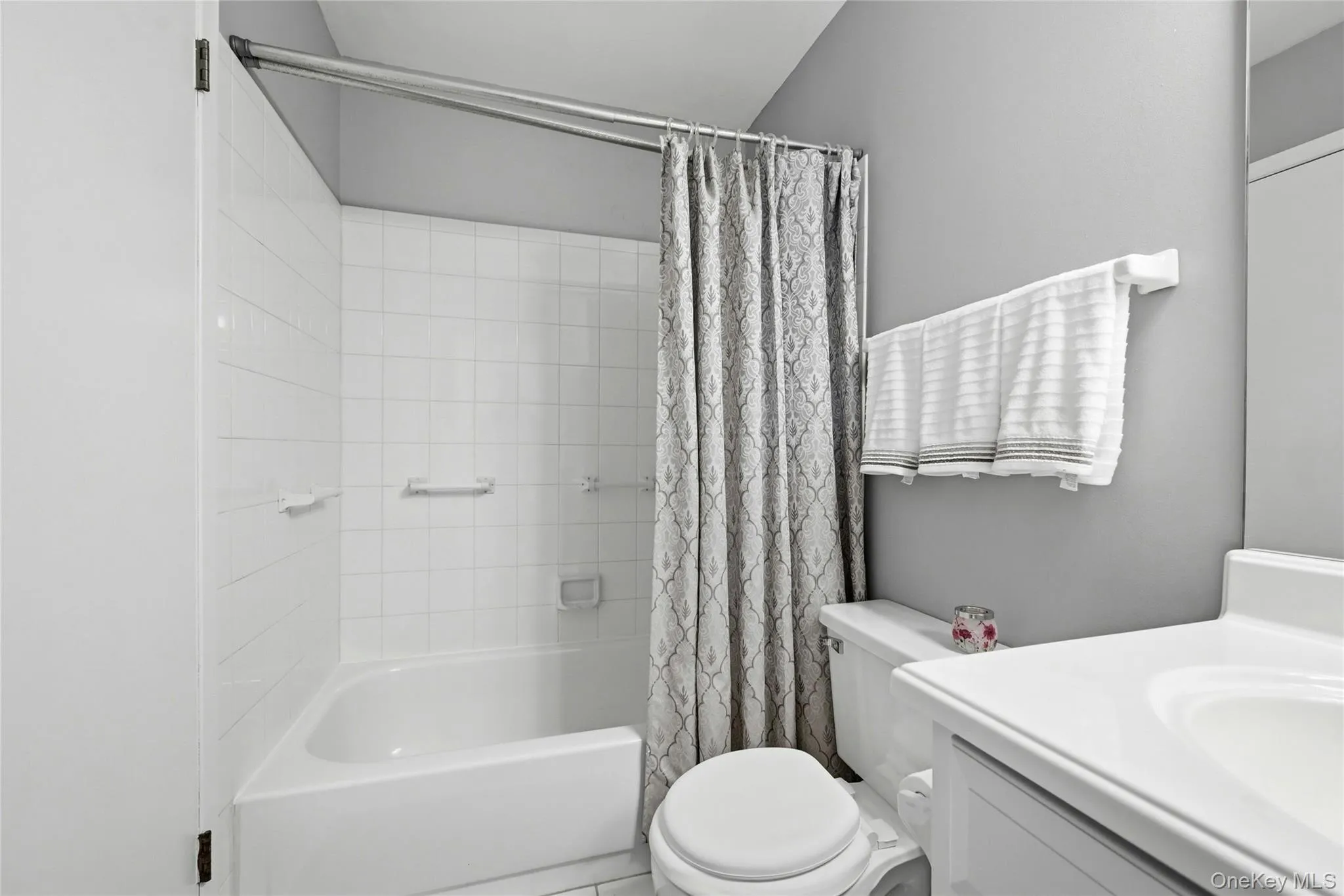 874 Birchwood Park Drive, Brookhaven, NY, 2 Bedrooms Bedrooms, 5 Rooms Rooms,1 BathroomBathrooms,Residential,For Rent,Birchwood Park,0,1037323 874 Birchwood Park Drive, Brookhaven, NY, 2 Bedrooms Bedrooms, 5 Rooms Rooms,1 BathroomBathrooms,Residential,For Rent,Birchwood Park,0,1037323