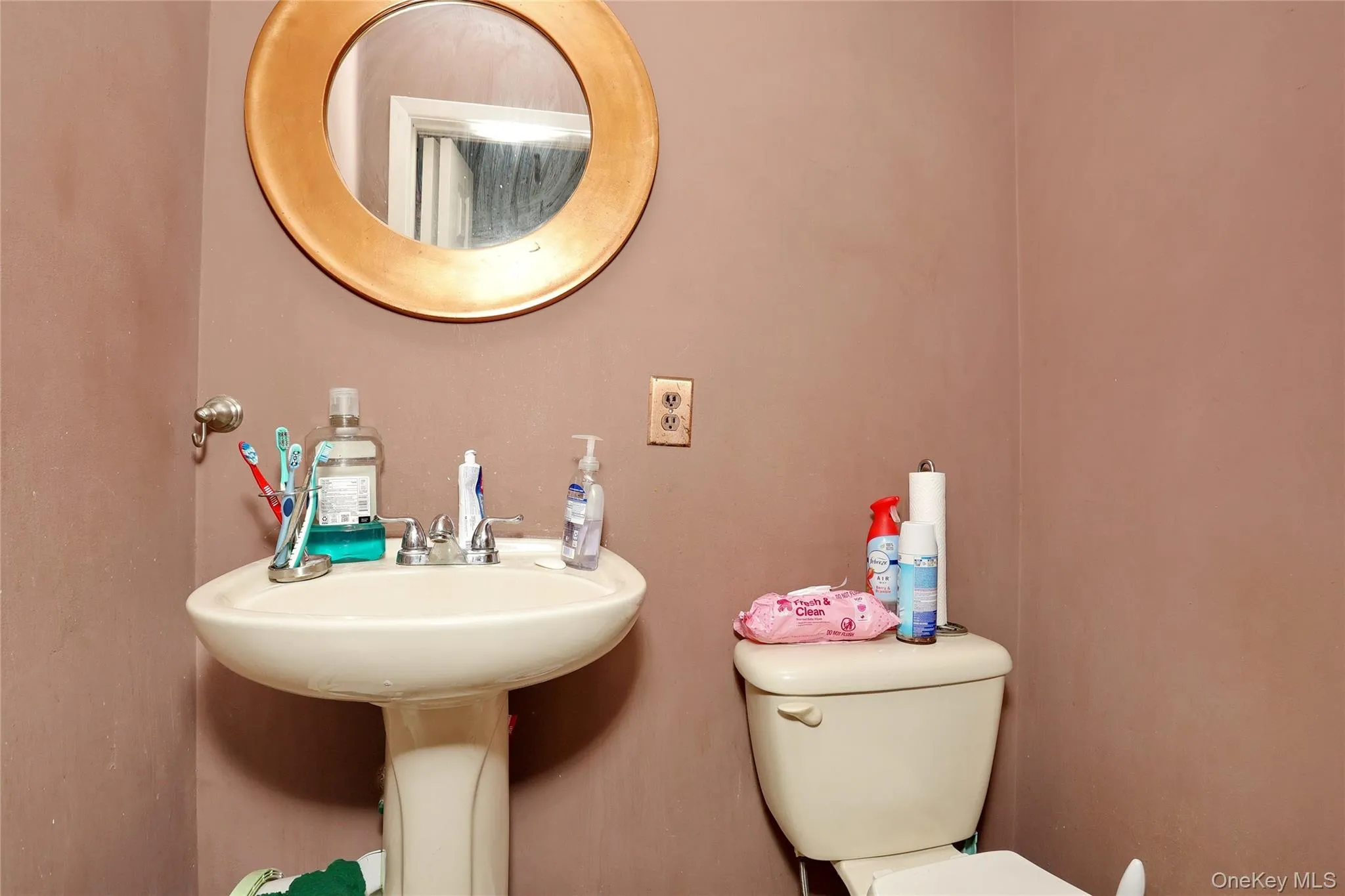 11 Phyllis Drive, Haverstraw, NY, 4 Bedrooms Bedrooms, 9 Rooms Rooms,1 BathroomBathrooms,Residential,For Rent,Phyllis,0,1037326 11 Phyllis Drive, Haverstraw, NY, 4 Bedrooms Bedrooms, 9 Rooms Rooms,1 BathroomBathrooms,Residential,For Rent,Phyllis,0,1037326