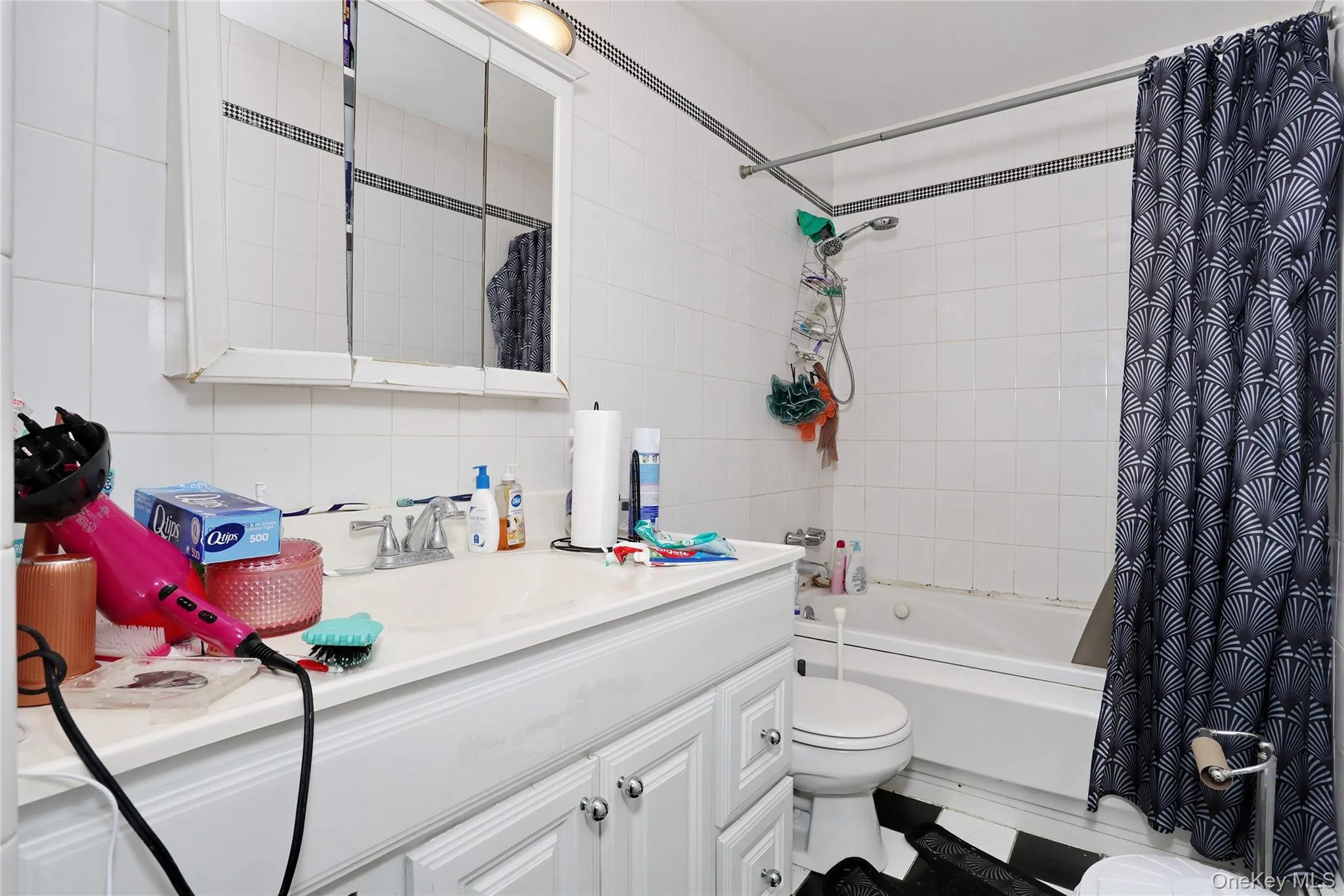11 Phyllis Drive, Haverstraw, NY, 4 Bedrooms Bedrooms, 9 Rooms Rooms,1 BathroomBathrooms,Residential,For Rent,Phyllis,0,1037326 11 Phyllis Drive, Haverstraw, NY, 4 Bedrooms Bedrooms, 9 Rooms Rooms,1 BathroomBathrooms,Residential,For Rent,Phyllis,0,1037326