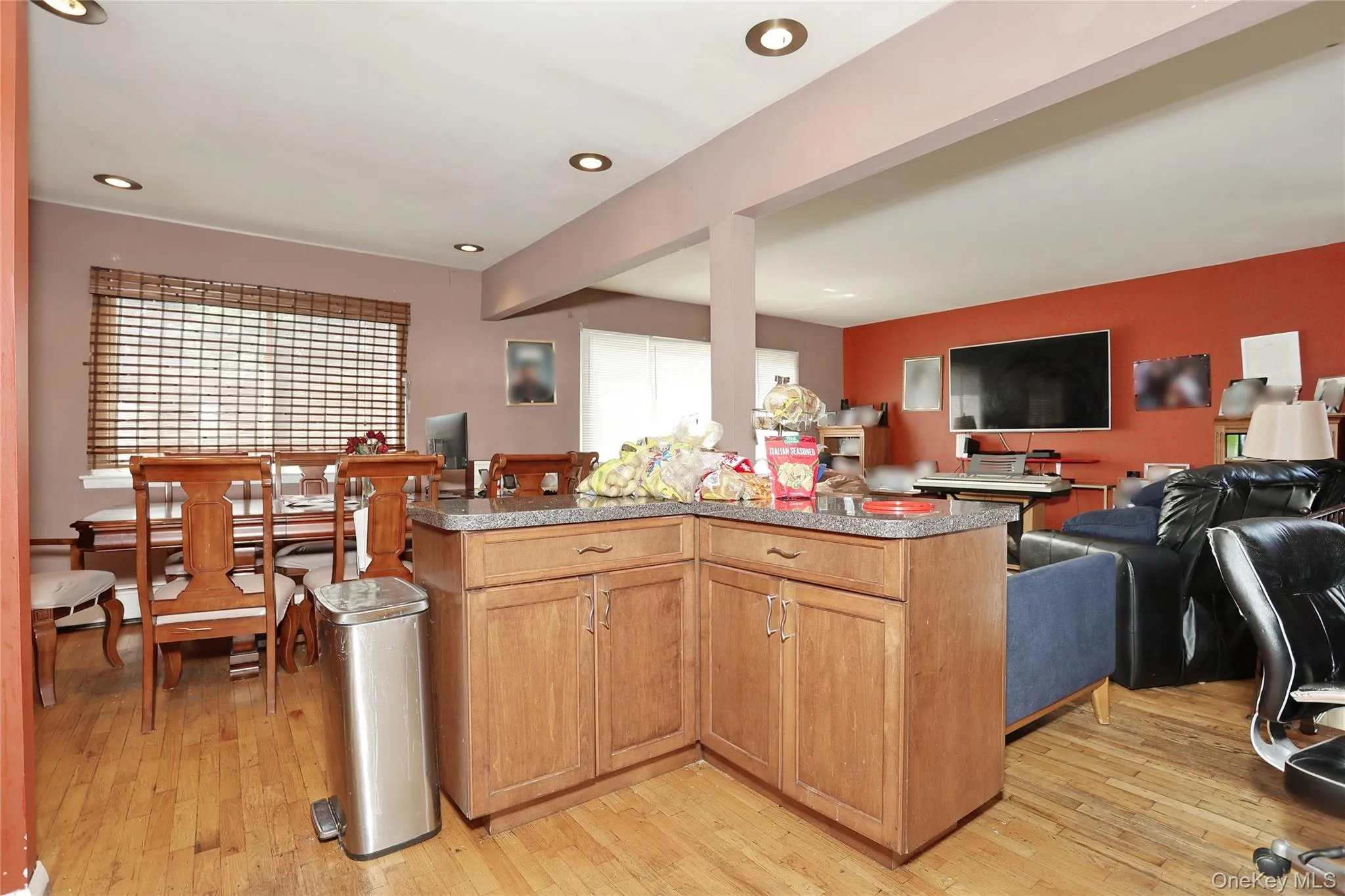 11 Phyllis Drive, Haverstraw, NY, 4 Bedrooms Bedrooms, 9 Rooms Rooms,1 BathroomBathrooms,Residential,For Rent,Phyllis,0,1037326 11 Phyllis Drive, Haverstraw, NY, 4 Bedrooms Bedrooms, 9 Rooms Rooms,1 BathroomBathrooms,Residential,For Rent,Phyllis,0,1037326