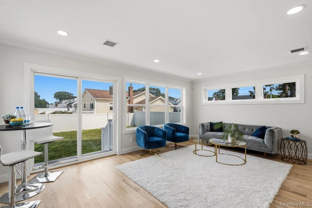 710 Franklin Avenue, Oyster Bay, NY, 4 Bedrooms Bedrooms, 9 Rooms Rooms,2 BathroomsBathrooms,Residential,For Rent,Franklin,0,1037331 710 Franklin Avenue, Oyster Bay, NY, 4 Bedrooms Bedrooms, 9 Rooms Rooms,2 BathroomsBathrooms,Residential,For Rent,Franklin,0,1037331