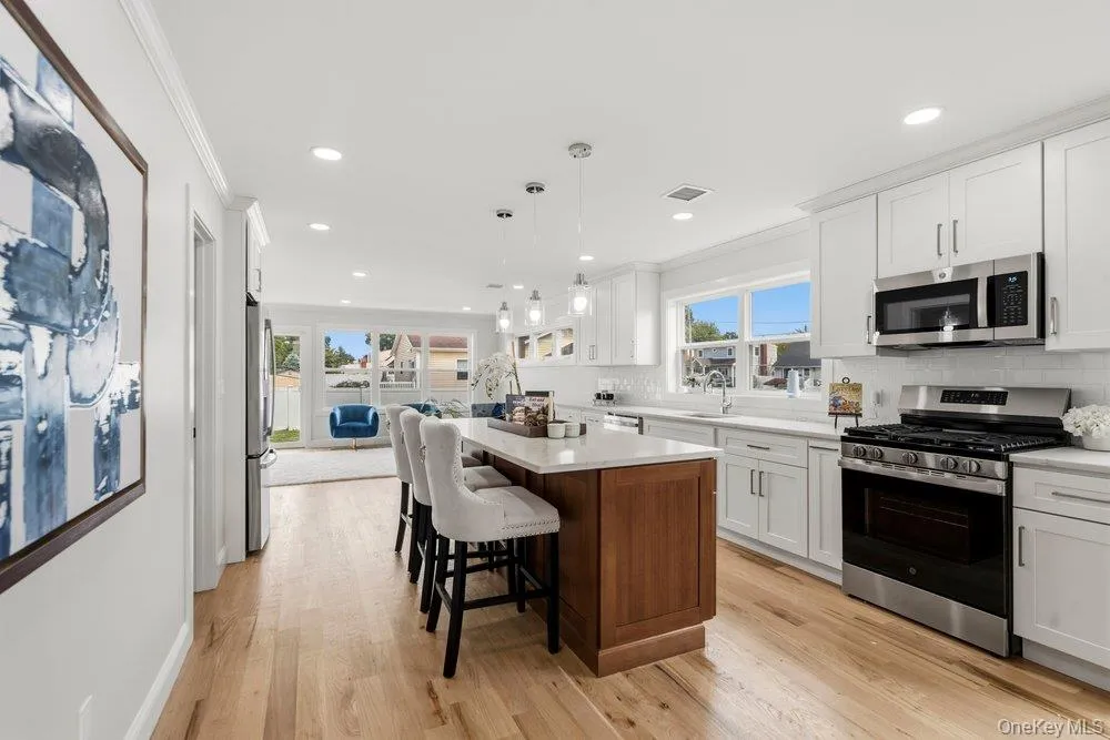 710 Franklin Avenue, Oyster Bay, NY, 4 Bedrooms Bedrooms, 9 Rooms Rooms,2 BathroomsBathrooms,Residential,For Rent,Franklin,0,1037331 710 Franklin Avenue, Oyster Bay, NY, 4 Bedrooms Bedrooms, 9 Rooms Rooms,2 BathroomsBathrooms,Residential,For Rent,Franklin,0,1037331