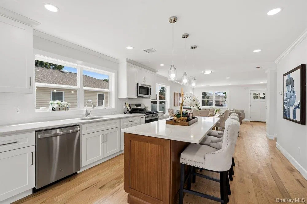 710 Franklin Avenue, Oyster Bay, NY, 4 Bedrooms Bedrooms, 9 Rooms Rooms,2 BathroomsBathrooms,Residential,For Rent,Franklin,0,1037331 710 Franklin Avenue, Oyster Bay, NY, 4 Bedrooms Bedrooms, 9 Rooms Rooms,2 BathroomsBathrooms,Residential,For Rent,Franklin,0,1037331