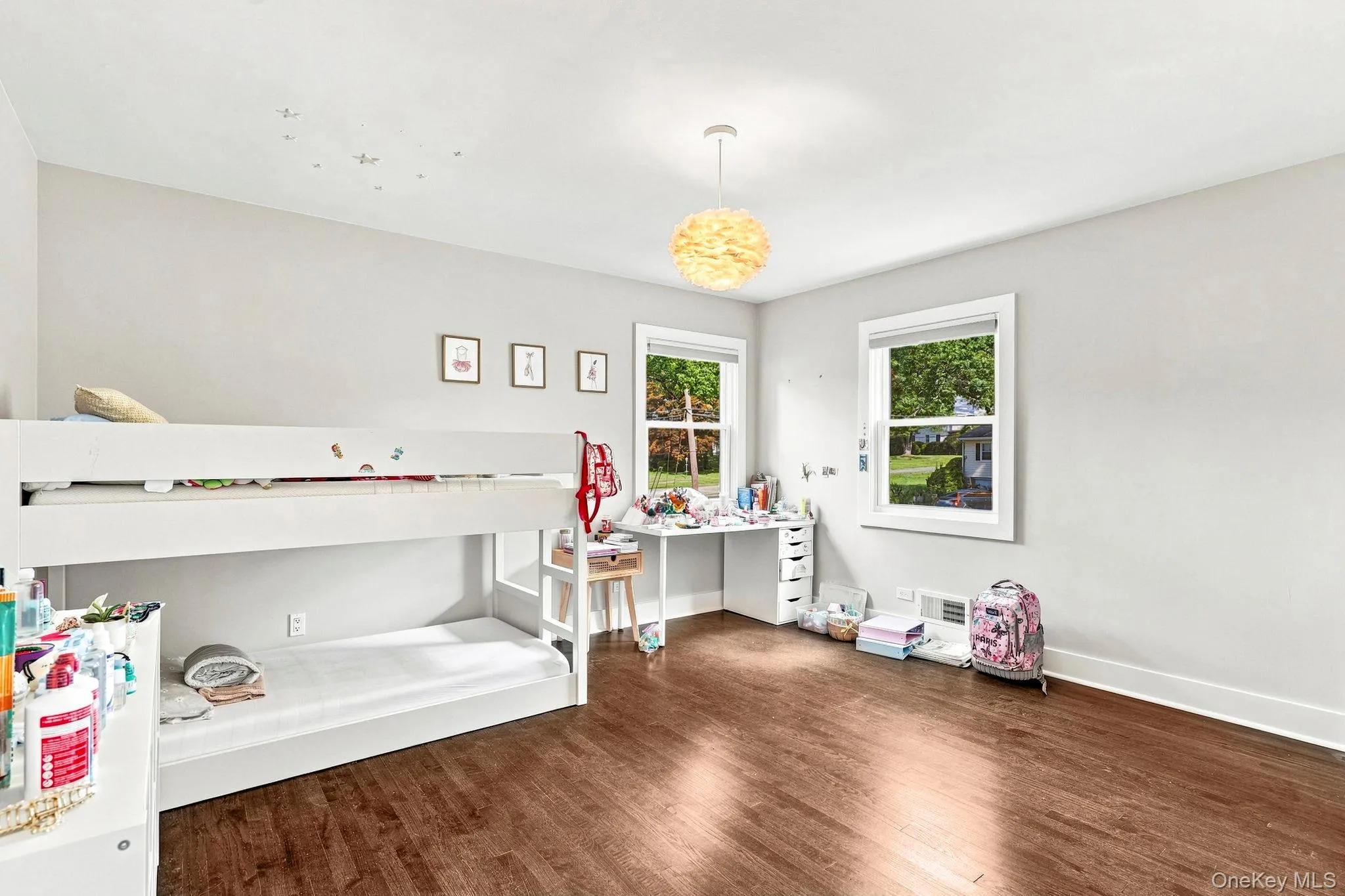24 Benedict Road, Scarsdale, NY, 4 Bedrooms Bedrooms, 8 Rooms Rooms,3 BathroomsBathrooms,Residential Lease,For Rent,Benedict,0,1037333 24 Benedict Road, Scarsdale, NY, 4 Bedrooms Bedrooms, 8 Rooms Rooms,3 BathroomsBathrooms,Residential Lease,For Rent,Benedict,0,1037333