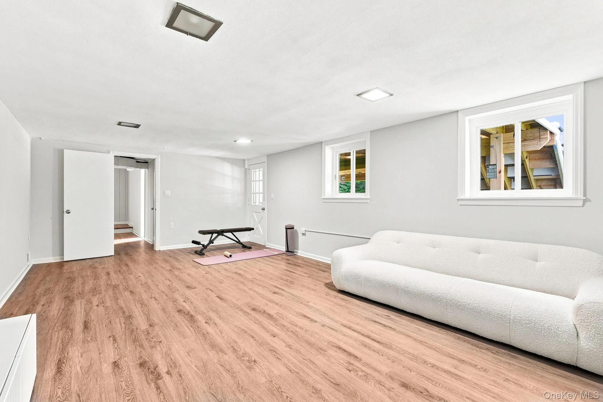 24 Benedict Road, Scarsdale, NY, 4 Bedrooms Bedrooms, 8 Rooms Rooms,3 BathroomsBathrooms,Residential Lease,For Rent,Benedict,0,1037333 24 Benedict Road, Scarsdale, NY, 4 Bedrooms Bedrooms, 8 Rooms Rooms,3 BathroomsBathrooms,Residential Lease,For Rent,Benedict,0,1037333