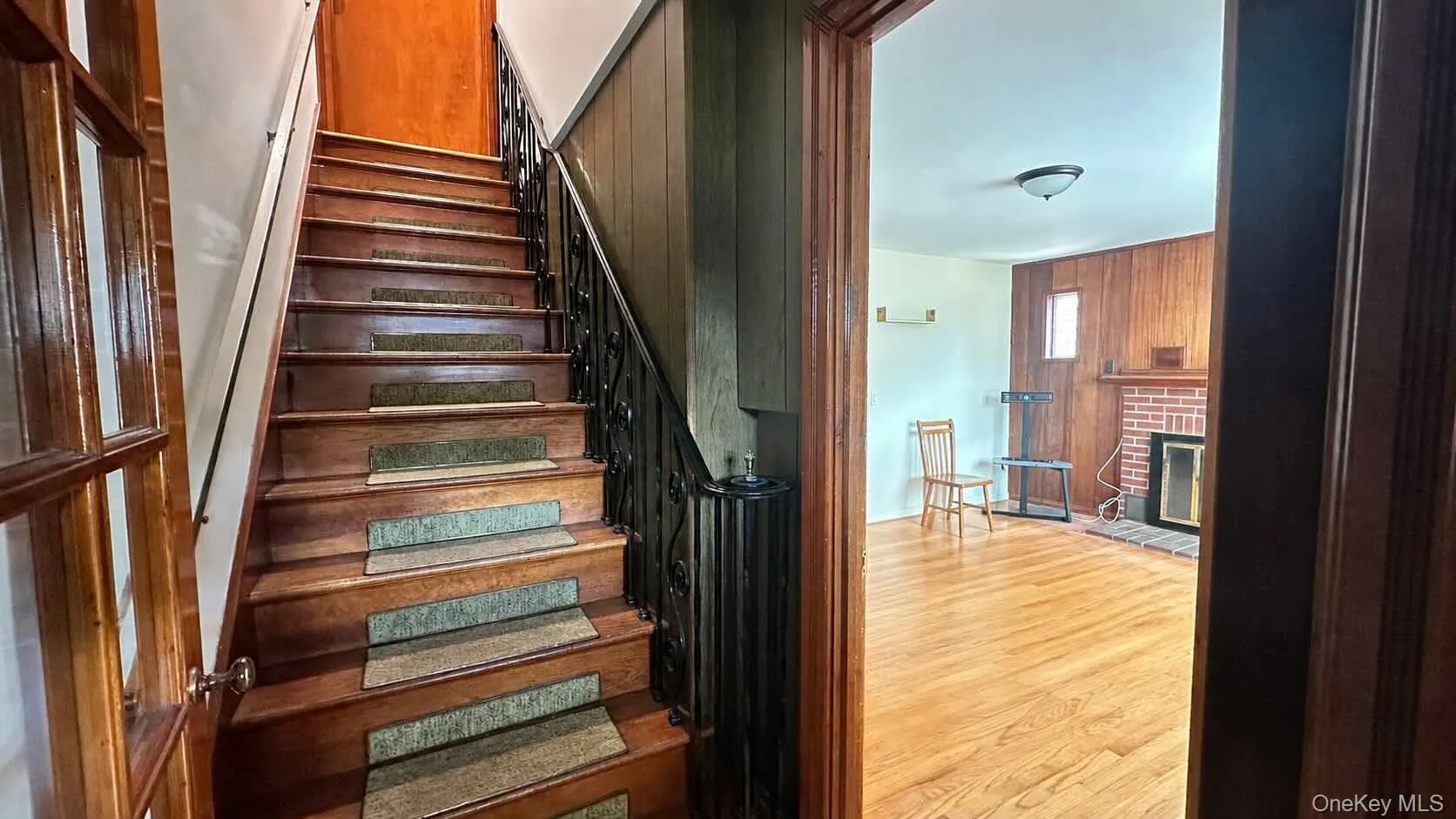 73 Singworth Street, Oyster Bay, NY, 4 Bedrooms Bedrooms, 9 Rooms Rooms,2 BathroomsBathrooms,Residential Lease,For Rent,Singworth,0,1037342 73 Singworth Street, Oyster Bay, NY, 4 Bedrooms Bedrooms, 9 Rooms Rooms,2 BathroomsBathrooms,Residential Lease,For Rent,Singworth,0,1037342
