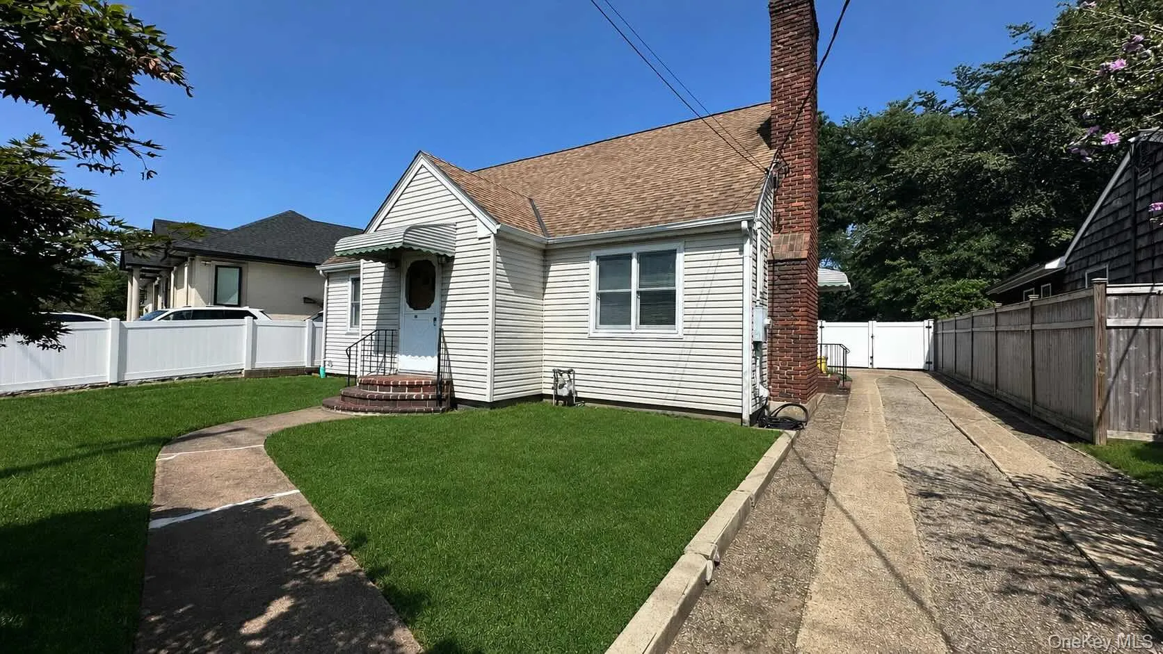 73 Singworth Street, Oyster Bay, NY, 4 Bedrooms Bedrooms, 9 Rooms Rooms,2 BathroomsBathrooms,Residential Lease,For Rent,Singworth,0,1037342 73 Singworth Street, Oyster Bay, NY, 4 Bedrooms Bedrooms, 9 Rooms Rooms,2 BathroomsBathrooms,Residential Lease,For Rent,Singworth,0,1037342