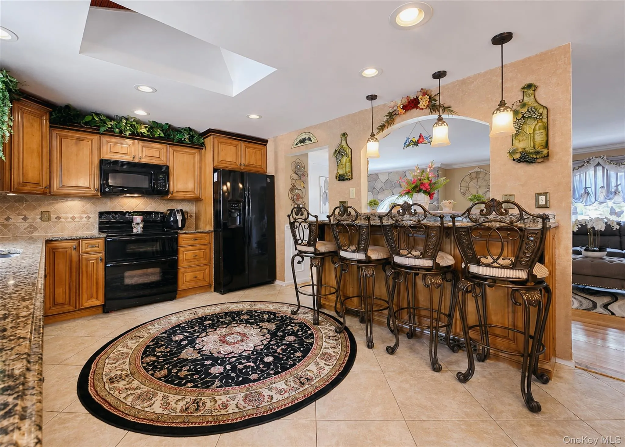 5 Avenue B, Brookhaven, NY, 5 Bedrooms Bedrooms, 10 Rooms Rooms,3 BathroomsBathrooms,Residential,For Rent,Avenue B,0,1037343 5 Avenue B, Brookhaven, NY, 5 Bedrooms Bedrooms, 10 Rooms Rooms,3 BathroomsBathrooms,Residential,For Rent,Avenue B,0,1037343