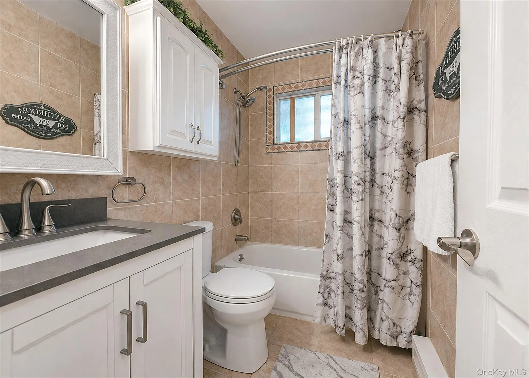 5 Avenue B, Brookhaven, NY, 5 Bedrooms Bedrooms, 10 Rooms Rooms,3 BathroomsBathrooms,Residential,For Rent,Avenue B,0,1037343 5 Avenue B, Brookhaven, NY, 5 Bedrooms Bedrooms, 10 Rooms Rooms,3 BathroomsBathrooms,Residential,For Rent,Avenue B,0,1037343
