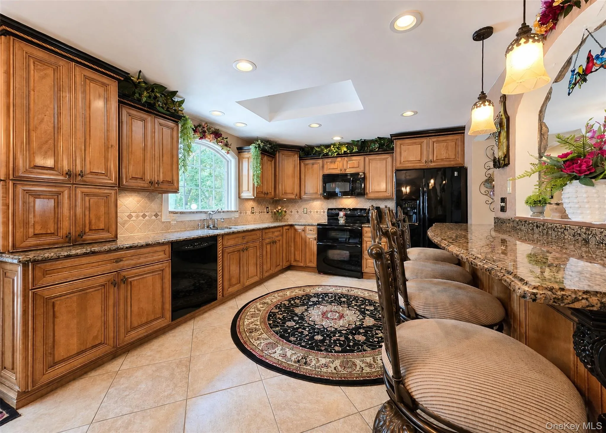 5 Avenue B, Brookhaven, NY, 5 Bedrooms Bedrooms, 10 Rooms Rooms,3 BathroomsBathrooms,Residential,For Rent,Avenue B,0,1037343 5 Avenue B, Brookhaven, NY, 5 Bedrooms Bedrooms, 10 Rooms Rooms,3 BathroomsBathrooms,Residential,For Rent,Avenue B,0,1037343