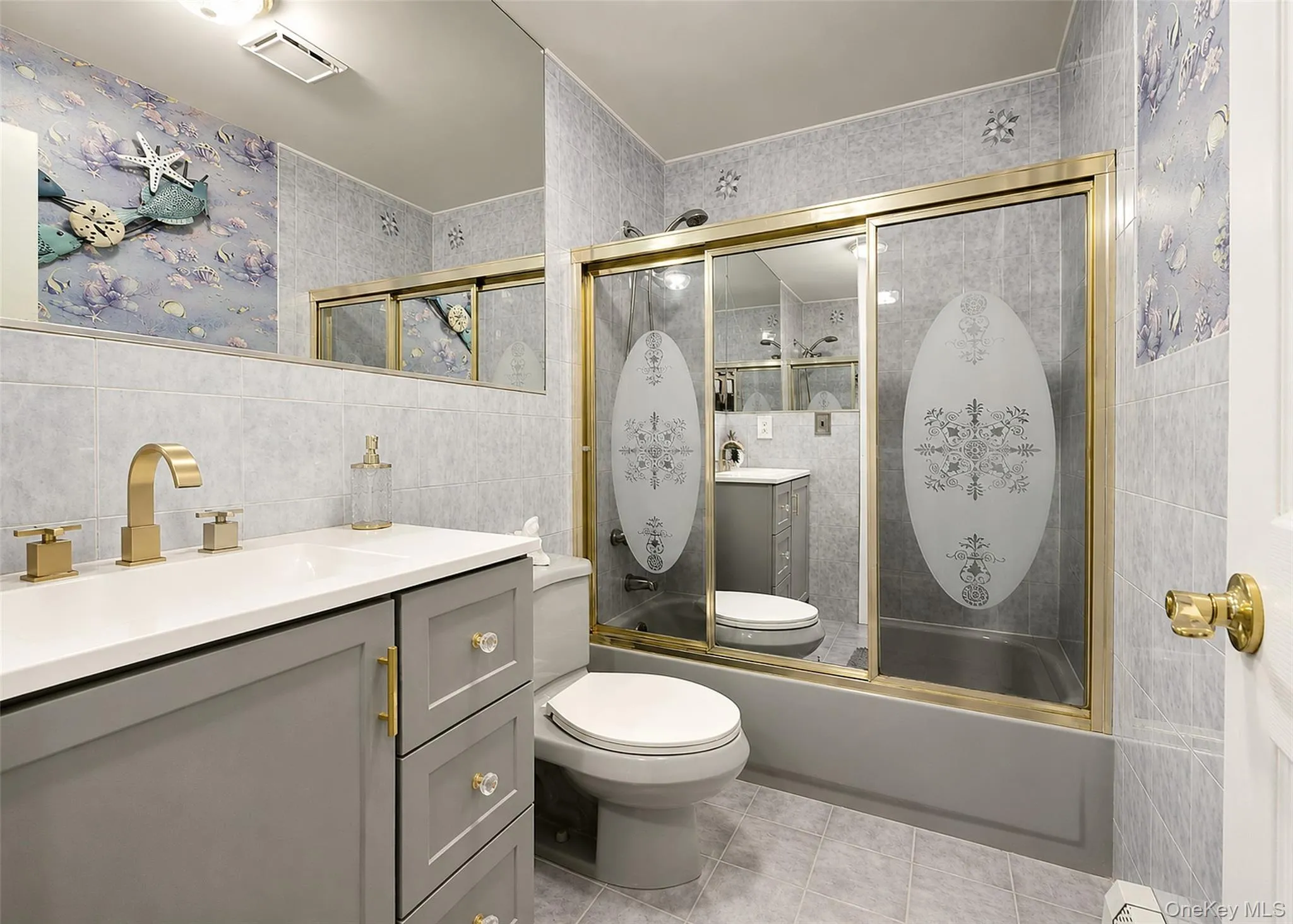5 Avenue B, Brookhaven, NY, 5 Bedrooms Bedrooms, 10 Rooms Rooms,3 BathroomsBathrooms,Residential,For Rent,Avenue B,0,1037343 5 Avenue B, Brookhaven, NY, 5 Bedrooms Bedrooms, 10 Rooms Rooms,3 BathroomsBathrooms,Residential,For Rent,Avenue B,0,1037343