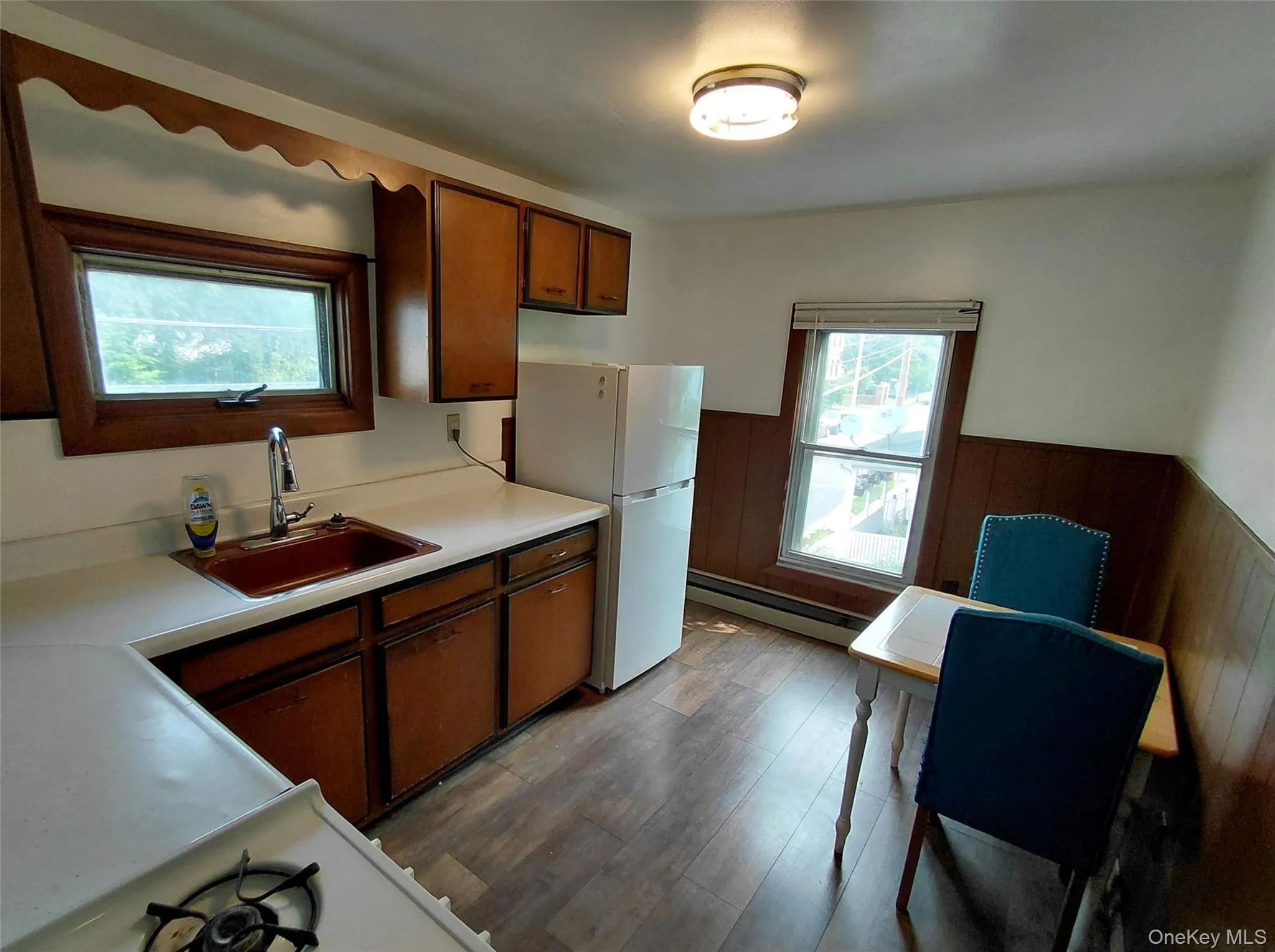 96 Clinton Avenue, Kingston, NY, 3 Rooms Rooms,1 BathroomBathrooms,Residential Lease,For Rent,Clinton,0,1037346 96 Clinton Avenue, Kingston, NY, 3 Rooms Rooms,1 BathroomBathrooms,Residential Lease,For Rent,Clinton,0,1037346