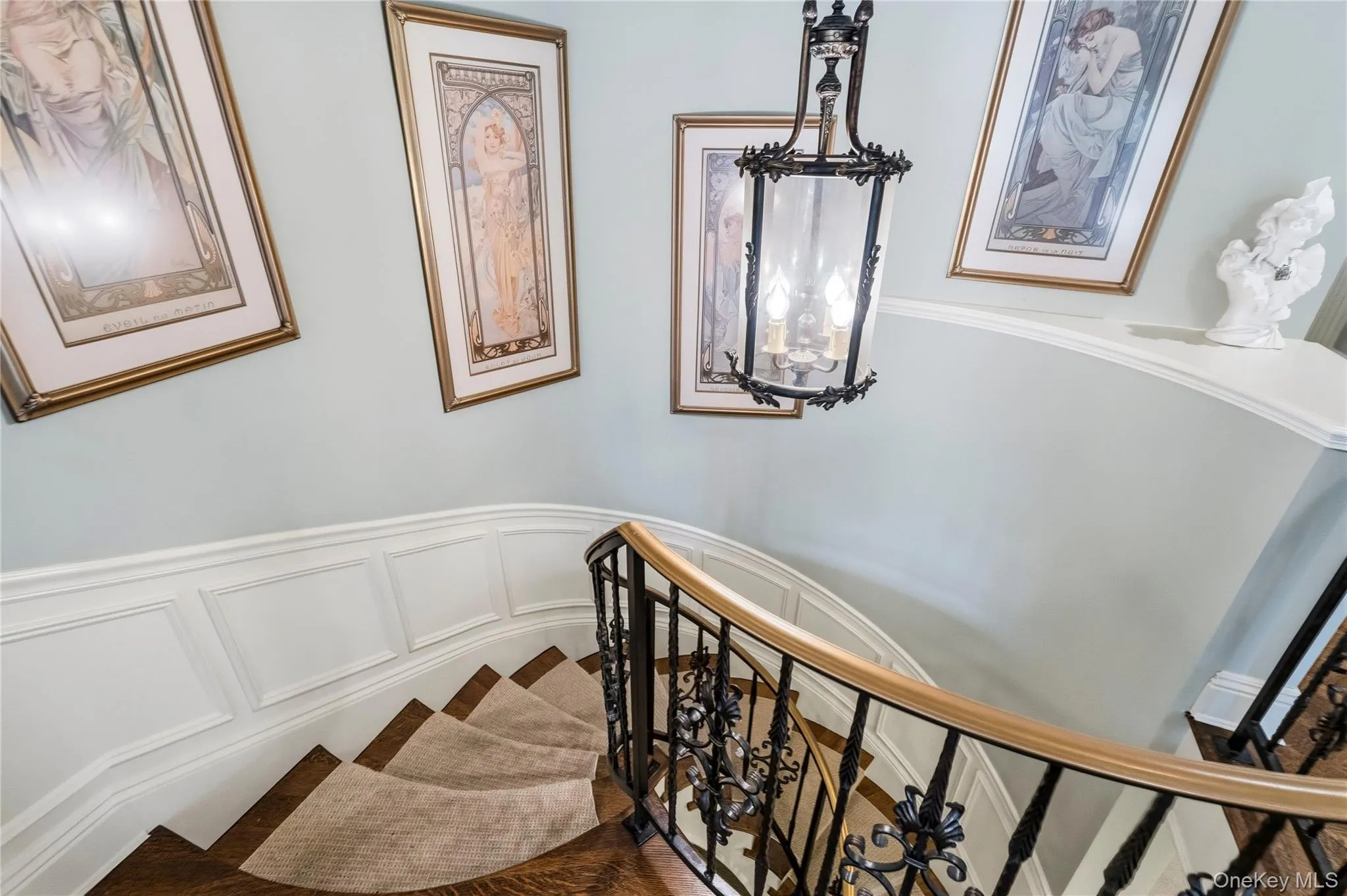 264 Sparrow Drive, North Hempstead, NY, 3 Bedrooms Bedrooms, 9 Rooms Rooms,3 BathroomsBathrooms,Residential,For Rent,Sparrow,0,1037347 264 Sparrow Drive, North Hempstead, NY, 3 Bedrooms Bedrooms, 9 Rooms Rooms,3 BathroomsBathrooms,Residential,For Rent,Sparrow,0,1037347