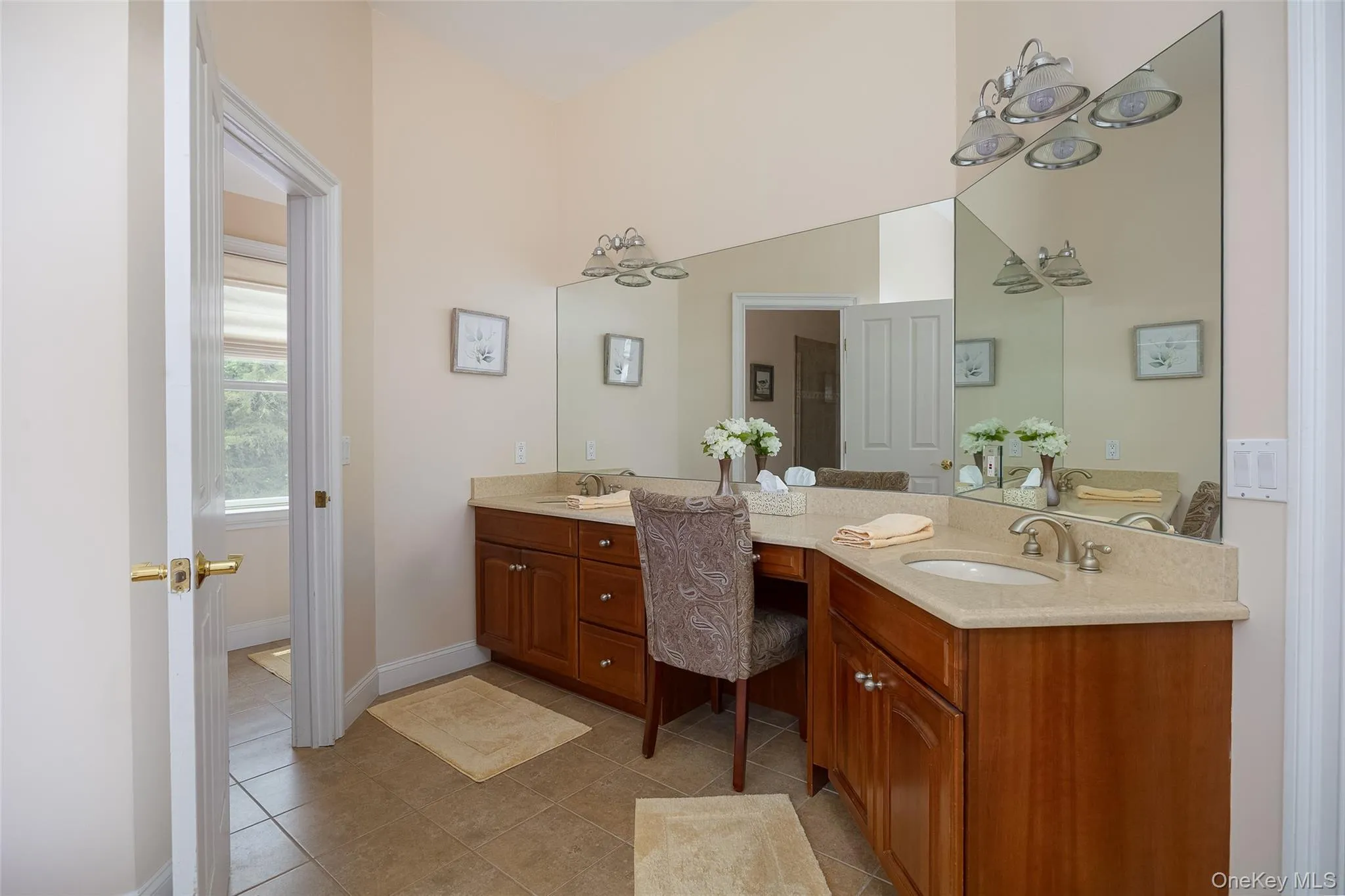 12 Nichris Lane, Hyde Park, NY, 4 Bedrooms Bedrooms, 12 Rooms Rooms,3 BathroomsBathrooms,Residential,For Rent,Nichris,0,1037356 12 Nichris Lane, Hyde Park, NY, 4 Bedrooms Bedrooms, 12 Rooms Rooms,3 BathroomsBathrooms,Residential,For Rent,Nichris,0,1037356