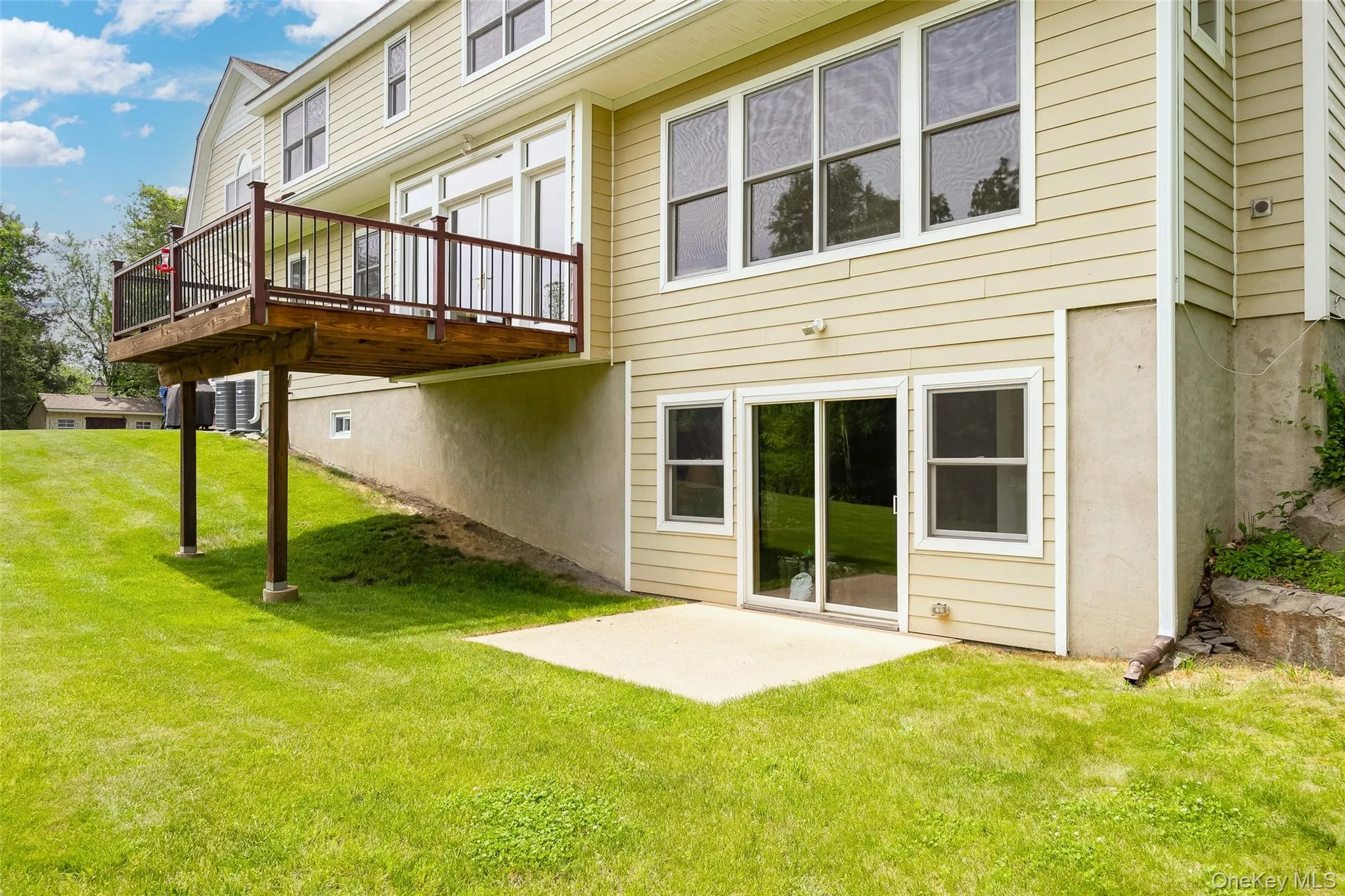 12 Nichris Lane, Hyde Park, NY, 4 Bedrooms Bedrooms, 12 Rooms Rooms,3 BathroomsBathrooms,Residential,For Rent,Nichris,0,1037356 12 Nichris Lane, Hyde Park, NY, 4 Bedrooms Bedrooms, 12 Rooms Rooms,3 BathroomsBathrooms,Residential,For Rent,Nichris,0,1037356