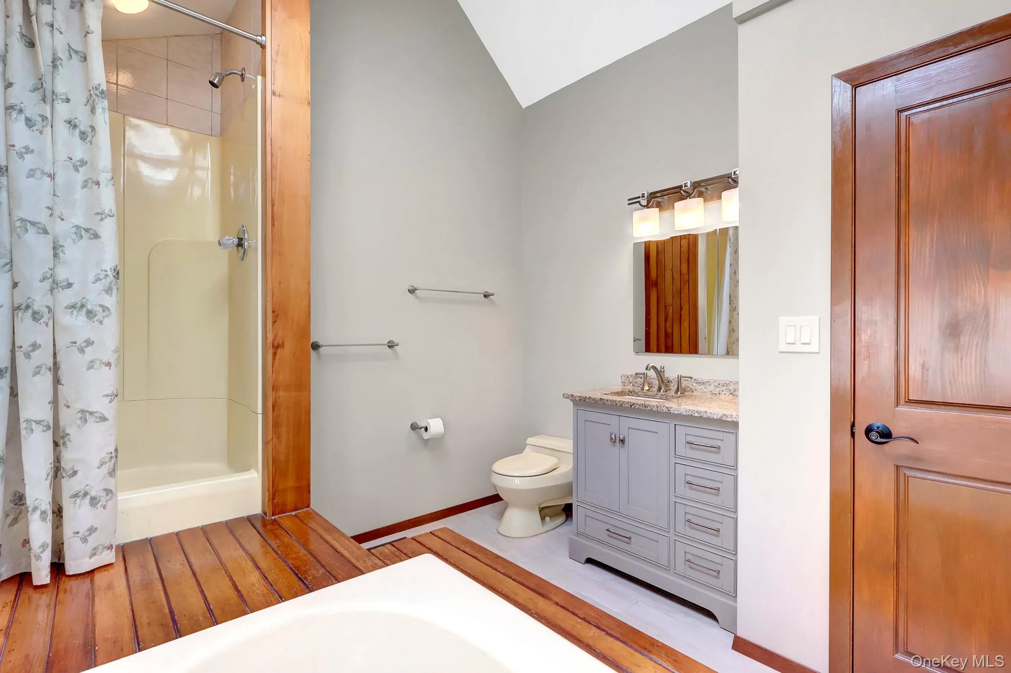 64 Fort Salonga Road, Huntington, NY, 3 Bedrooms Bedrooms, 7 Rooms Rooms,2 BathroomsBathrooms,Residential,For Rent,Fort Salonga,0,1037365 64 Fort Salonga Road, Huntington, NY, 3 Bedrooms Bedrooms, 7 Rooms Rooms,2 BathroomsBathrooms,Residential,For Rent,Fort Salonga,0,1037365