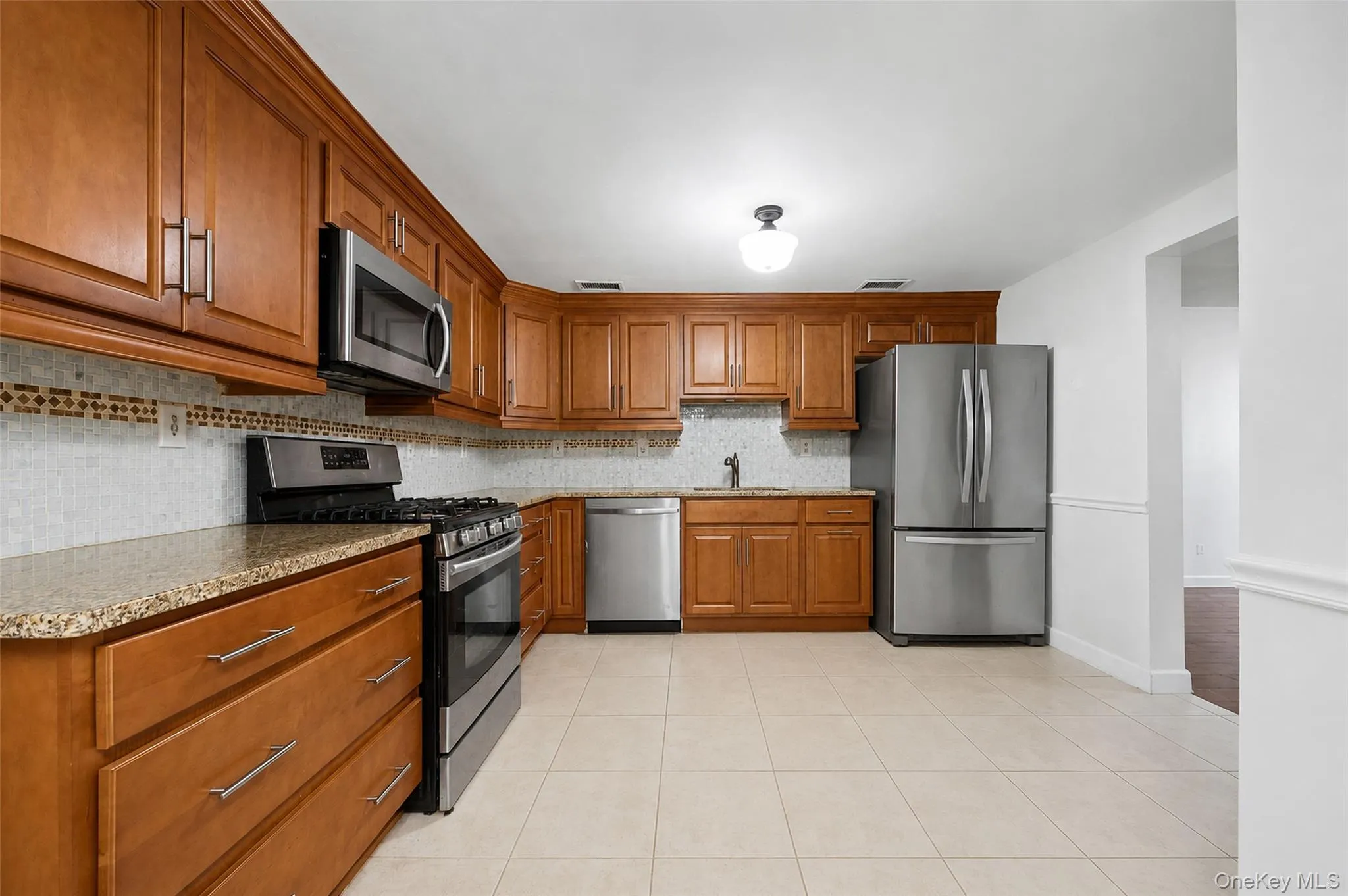 13 Omni Parc Drive, Clarkstown, NY, 2 Bedrooms Bedrooms, 5 Rooms Rooms,2 BathroomsBathrooms,Residential,For Rent,Omni Parc,0,1037376 13 Omni Parc Drive, Clarkstown, NY, 2 Bedrooms Bedrooms, 5 Rooms Rooms,2 BathroomsBathrooms,Residential,For Rent,Omni Parc,0,1037376