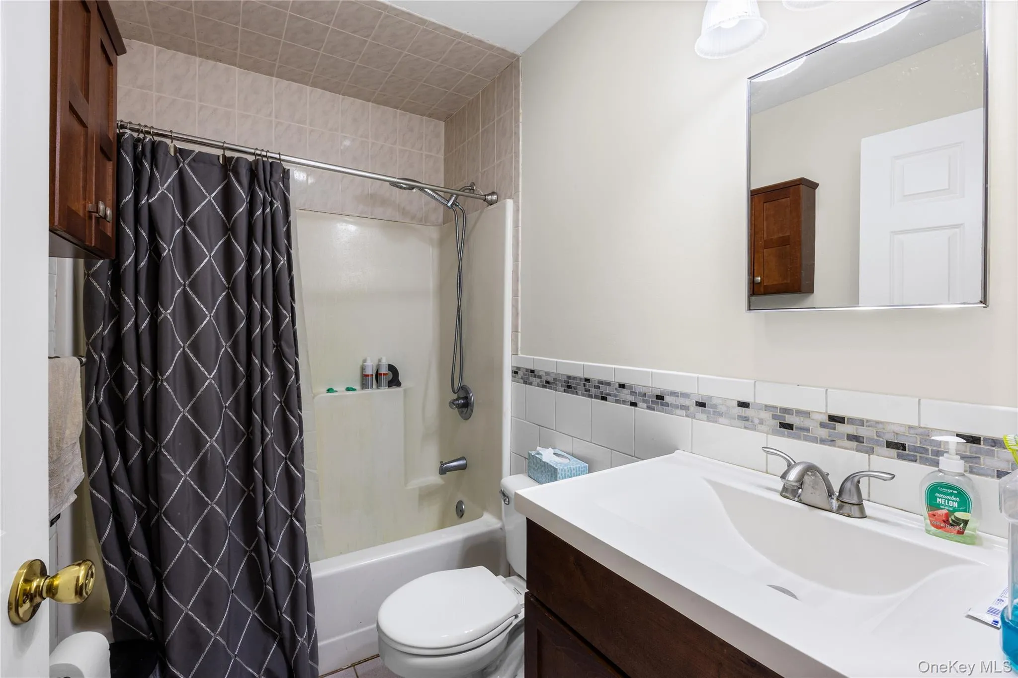 2200 Aldrich Lane, Southold, NY, 4 Bedrooms Bedrooms, 9 Rooms Rooms,2 BathroomsBathrooms,Residential,For Rent,Aldrich,0,1037377 2200 Aldrich Lane, Southold, NY, 4 Bedrooms Bedrooms, 9 Rooms Rooms,2 BathroomsBathrooms,Residential,For Rent,Aldrich,0,1037377