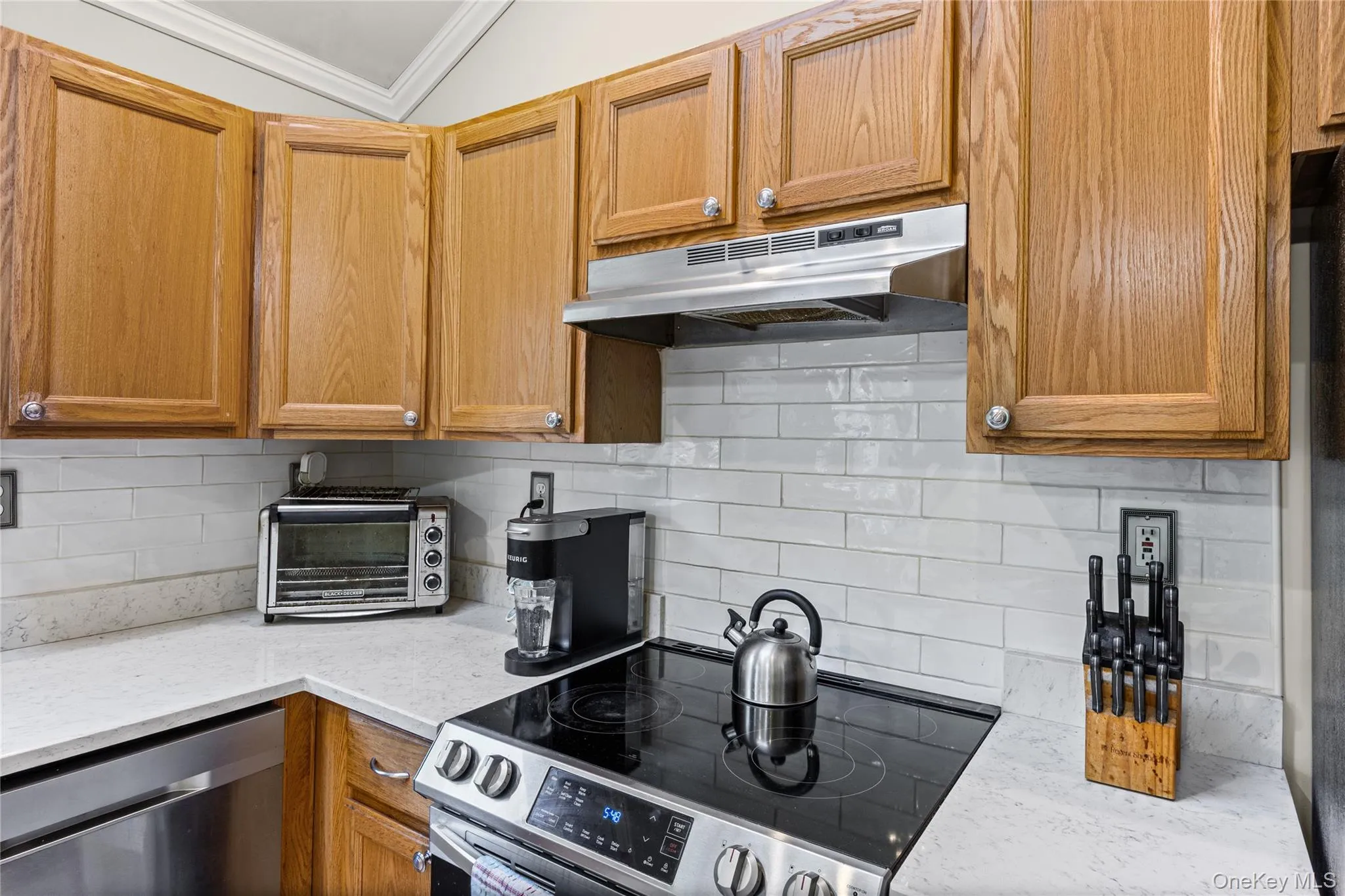 2200 Aldrich Lane, Southold, NY, 4 Bedrooms Bedrooms, 9 Rooms Rooms,2 BathroomsBathrooms,Residential,For Rent,Aldrich,0,1037377 2200 Aldrich Lane, Southold, NY, 4 Bedrooms Bedrooms, 9 Rooms Rooms,2 BathroomsBathrooms,Residential,For Rent,Aldrich,0,1037377