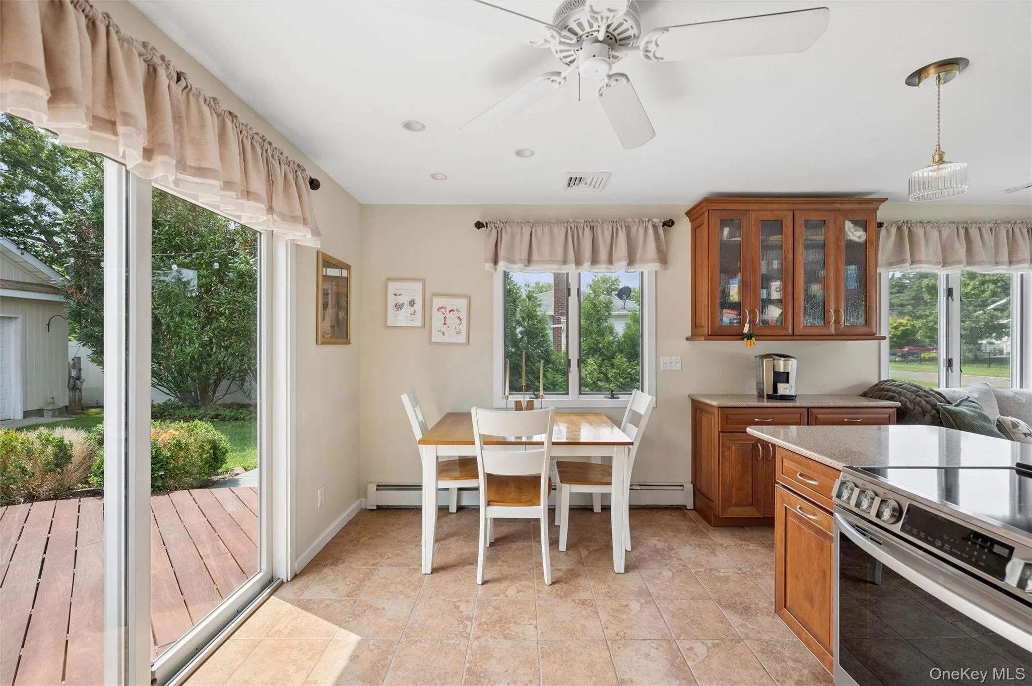 11 Bay Street, Brookhaven, NY, 2 Bedrooms Bedrooms, 4 Rooms Rooms,1 BathroomBathrooms,Residential,For Rent,Bay,0,1037378 11 Bay Street, Brookhaven, NY, 2 Bedrooms Bedrooms, 4 Rooms Rooms,1 BathroomBathrooms,Residential,For Rent,Bay,0,1037378
