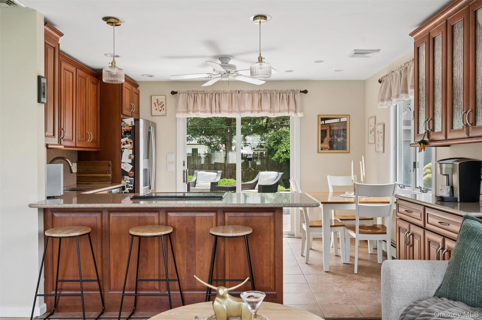 11 Bay Street, Brookhaven, NY, 2 Bedrooms Bedrooms, 4 Rooms Rooms,1 BathroomBathrooms,Residential,For Rent,Bay,0,1037378 11 Bay Street, Brookhaven, NY, 2 Bedrooms Bedrooms, 4 Rooms Rooms,1 BathroomBathrooms,Residential,For Rent,Bay,0,1037378