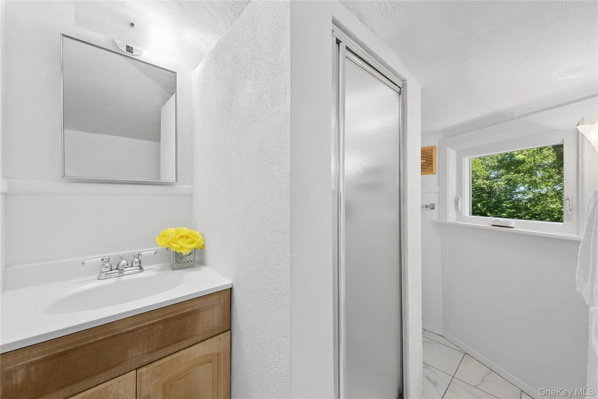 65 Wildwood Road, New Rochelle, NY, 5 Bedrooms Bedrooms, 8 Rooms Rooms,3 BathroomsBathrooms,Residential Lease,For Rent,Wildwood,0,1037383 65 Wildwood Road, New Rochelle, NY, 5 Bedrooms Bedrooms, 8 Rooms Rooms,3 BathroomsBathrooms,Residential Lease,For Rent,Wildwood,0,1037383