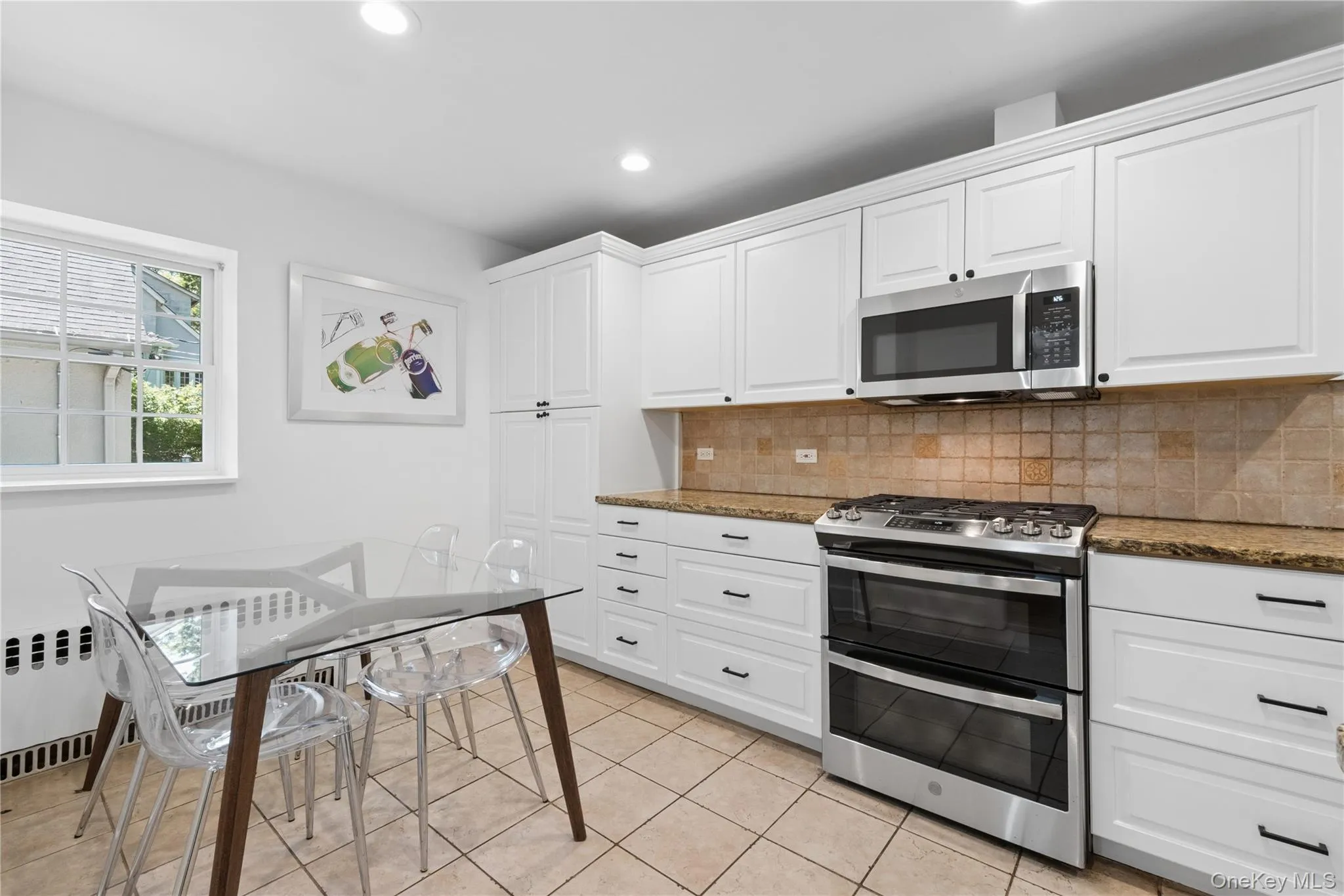 65 Wildwood Road, New Rochelle, NY, 5 Bedrooms Bedrooms, 8 Rooms Rooms,3 BathroomsBathrooms,Residential Lease,For Rent,Wildwood,0,1037383 65 Wildwood Road, New Rochelle, NY, 5 Bedrooms Bedrooms, 8 Rooms Rooms,3 BathroomsBathrooms,Residential Lease,For Rent,Wildwood,0,1037383