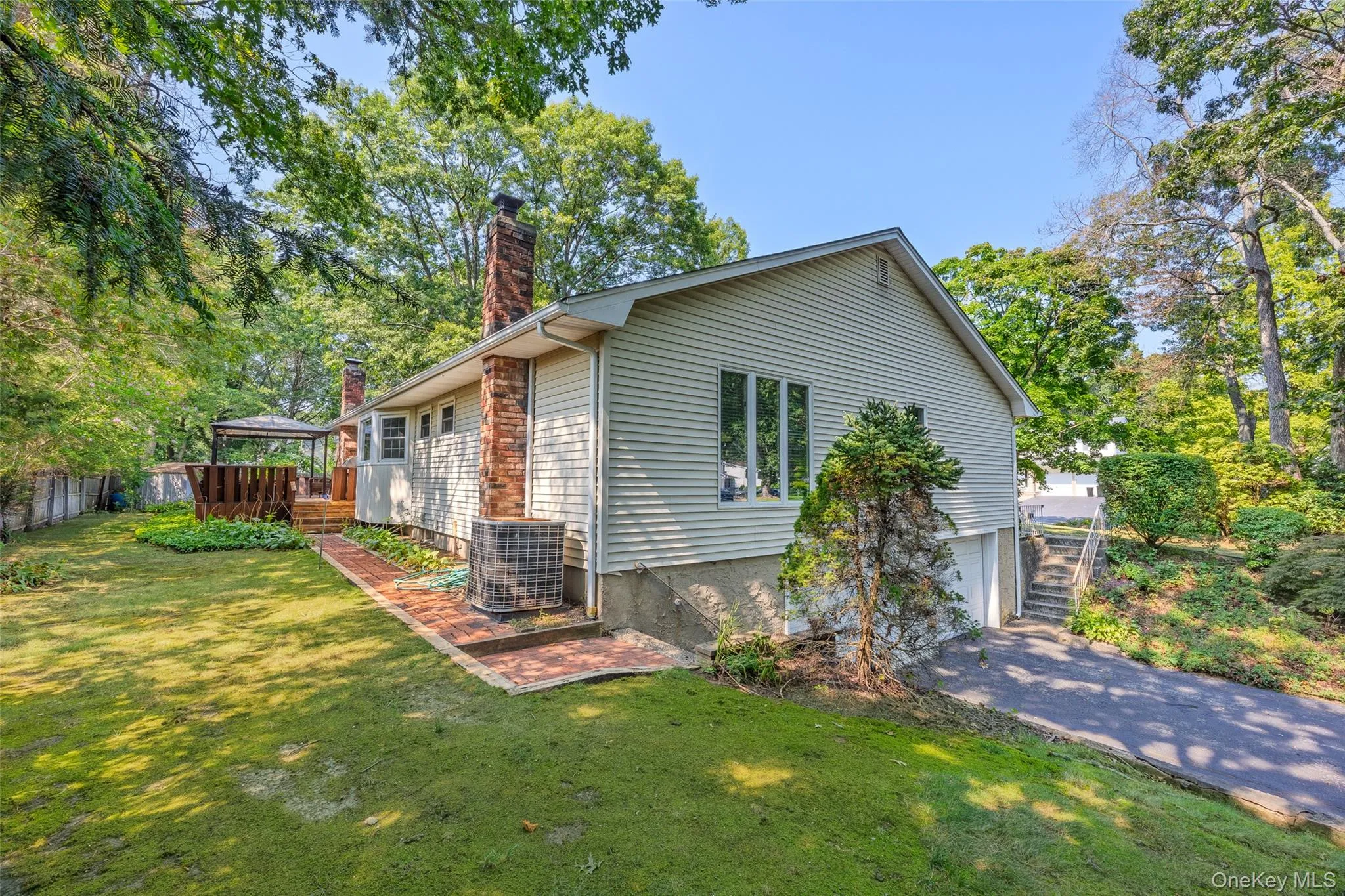 2 Erita Lane, Smithtown, NY, 3 Bedrooms Bedrooms, 7 Rooms Rooms,3 BathroomsBathrooms,Residential,For Rent,Erita,0,1037385 2 Erita Lane, Smithtown, NY, 3 Bedrooms Bedrooms, 7 Rooms Rooms,3 BathroomsBathrooms,Residential,For Rent,Erita,0,1037385