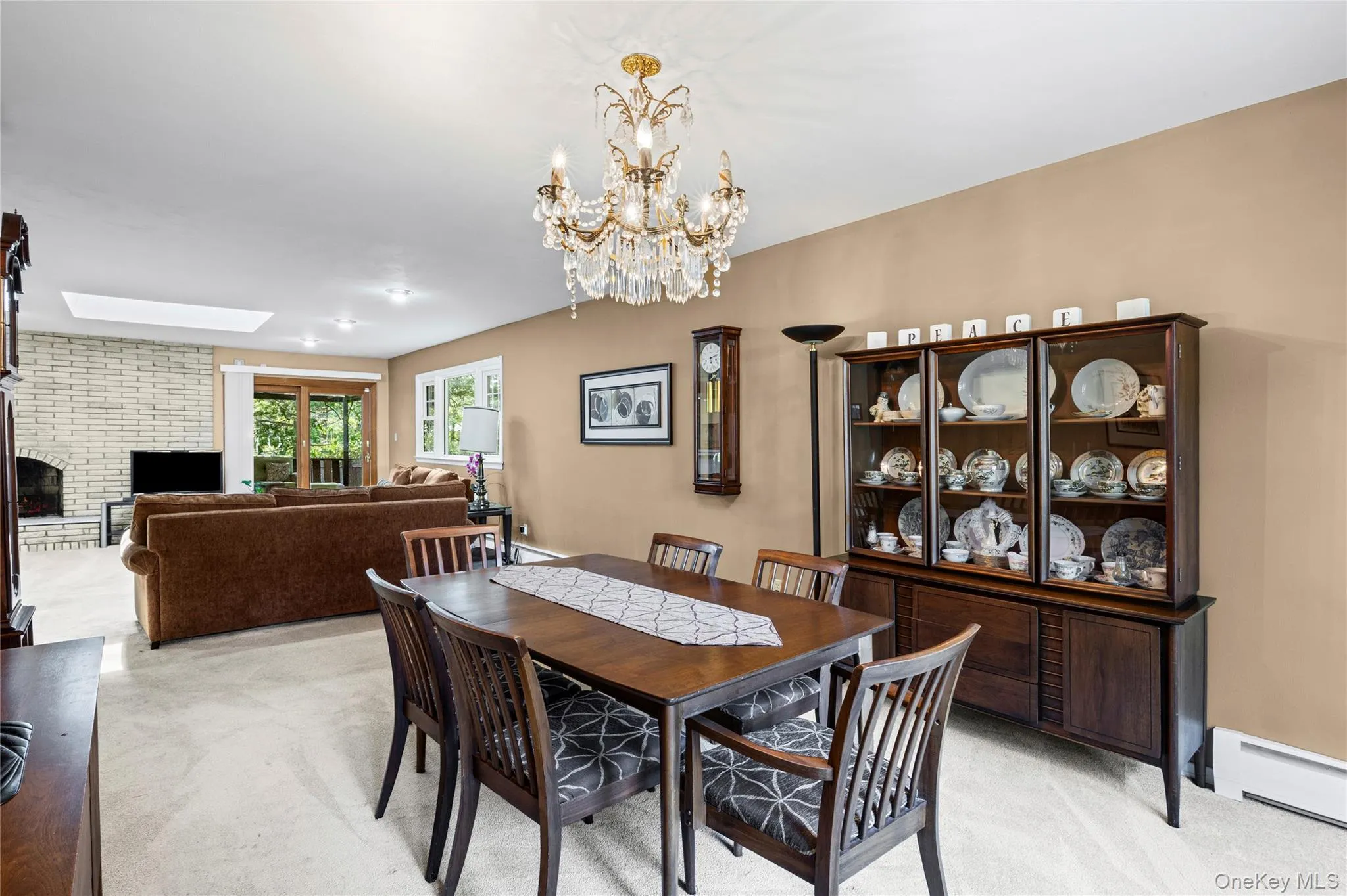 2 Erita Lane, Smithtown, NY, 3 Bedrooms Bedrooms, 7 Rooms Rooms,3 BathroomsBathrooms,Residential,For Rent,Erita,0,1037385 2 Erita Lane, Smithtown, NY, 3 Bedrooms Bedrooms, 7 Rooms Rooms,3 BathroomsBathrooms,Residential,For Rent,Erita,0,1037385