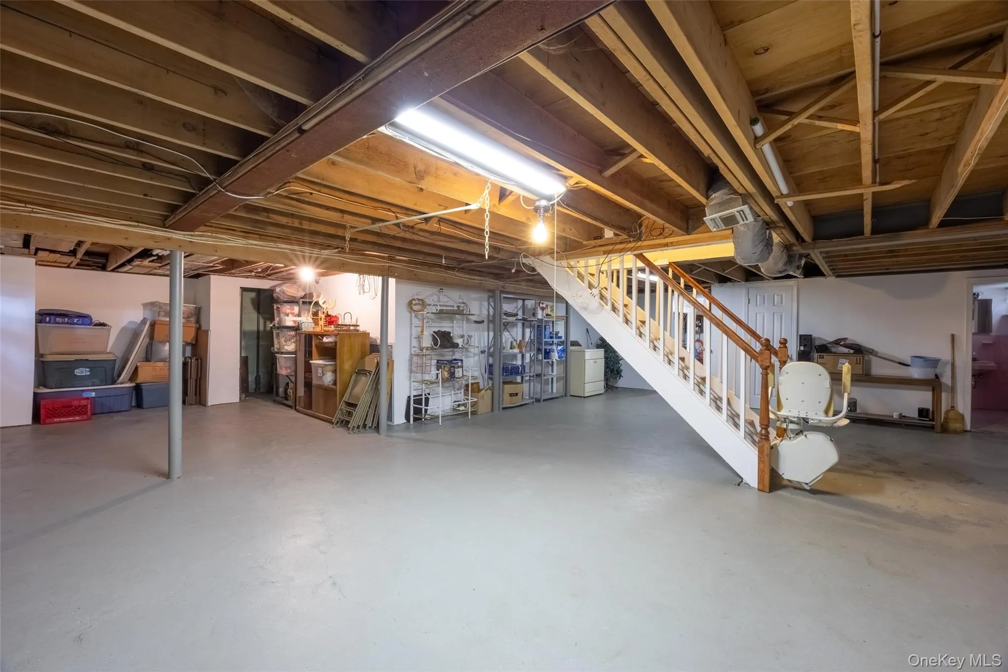 2 Erita Lane, Smithtown, NY, 3 Bedrooms Bedrooms, 7 Rooms Rooms,3 BathroomsBathrooms,Residential,For Rent,Erita,0,1037385 2 Erita Lane, Smithtown, NY, 3 Bedrooms Bedrooms, 7 Rooms Rooms,3 BathroomsBathrooms,Residential,For Rent,Erita,0,1037385