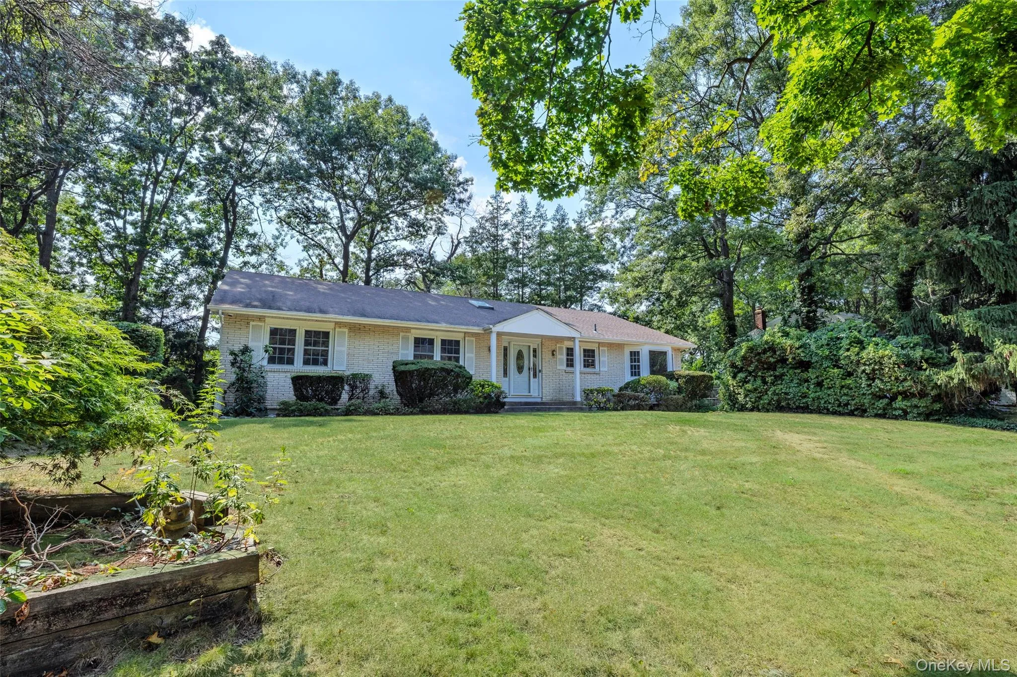 2 Erita Lane, Smithtown, NY, 3 Bedrooms Bedrooms, 7 Rooms Rooms,3 BathroomsBathrooms,Residential,For Rent,Erita,0,1037385 2 Erita Lane, Smithtown, NY, 3 Bedrooms Bedrooms, 7 Rooms Rooms,3 BathroomsBathrooms,Residential,For Rent,Erita,0,1037385