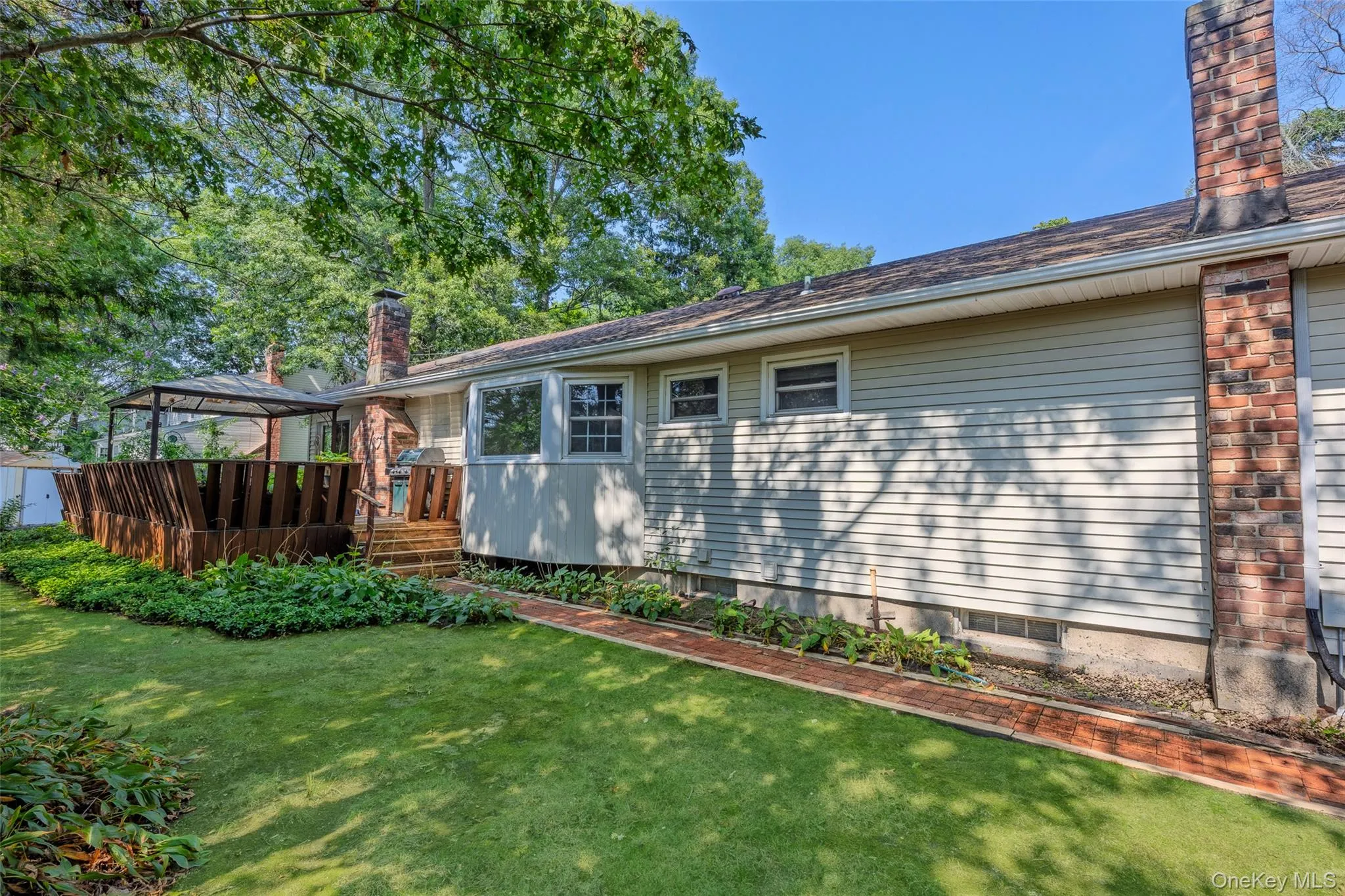 2 Erita Lane, Smithtown, NY, 3 Bedrooms Bedrooms, 7 Rooms Rooms,3 BathroomsBathrooms,Residential,For Rent,Erita,0,1037385 2 Erita Lane, Smithtown, NY, 3 Bedrooms Bedrooms, 7 Rooms Rooms,3 BathroomsBathrooms,Residential,For Rent,Erita,0,1037385