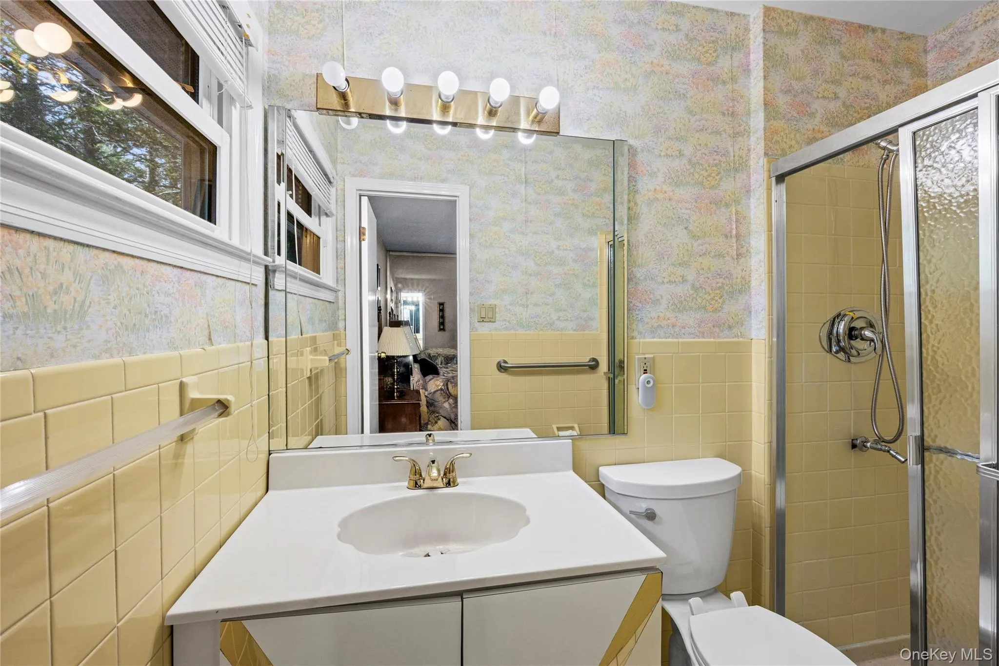 2 Erita Lane, Smithtown, NY, 3 Bedrooms Bedrooms, 7 Rooms Rooms,3 BathroomsBathrooms,Residential,For Rent,Erita,0,1037385 2 Erita Lane, Smithtown, NY, 3 Bedrooms Bedrooms, 7 Rooms Rooms,3 BathroomsBathrooms,Residential,For Rent,Erita,0,1037385