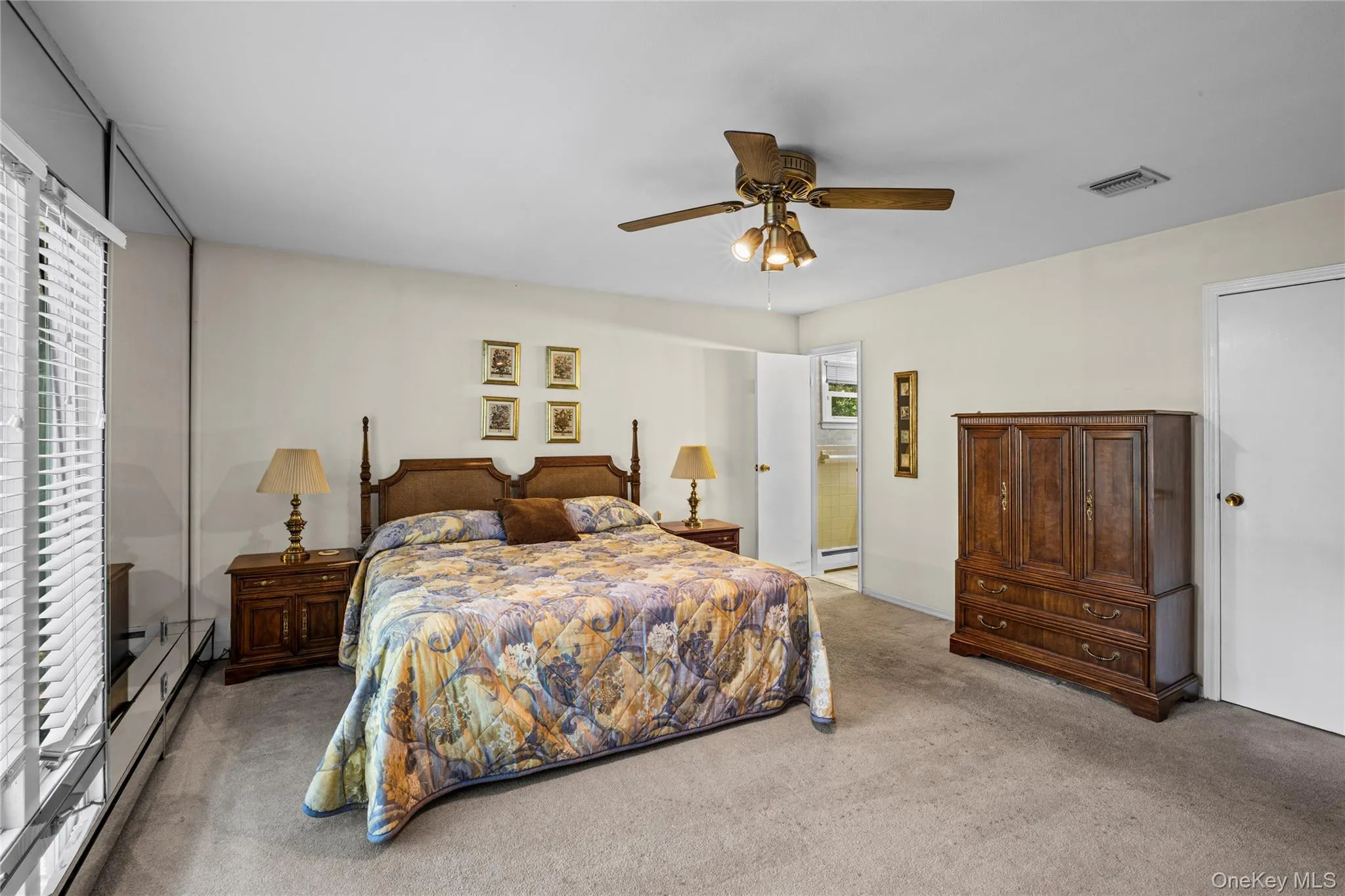 2 Erita Lane, Smithtown, NY, 3 Bedrooms Bedrooms, 7 Rooms Rooms,3 BathroomsBathrooms,Residential,For Rent,Erita,0,1037385 2 Erita Lane, Smithtown, NY, 3 Bedrooms Bedrooms, 7 Rooms Rooms,3 BathroomsBathrooms,Residential,For Rent,Erita,0,1037385