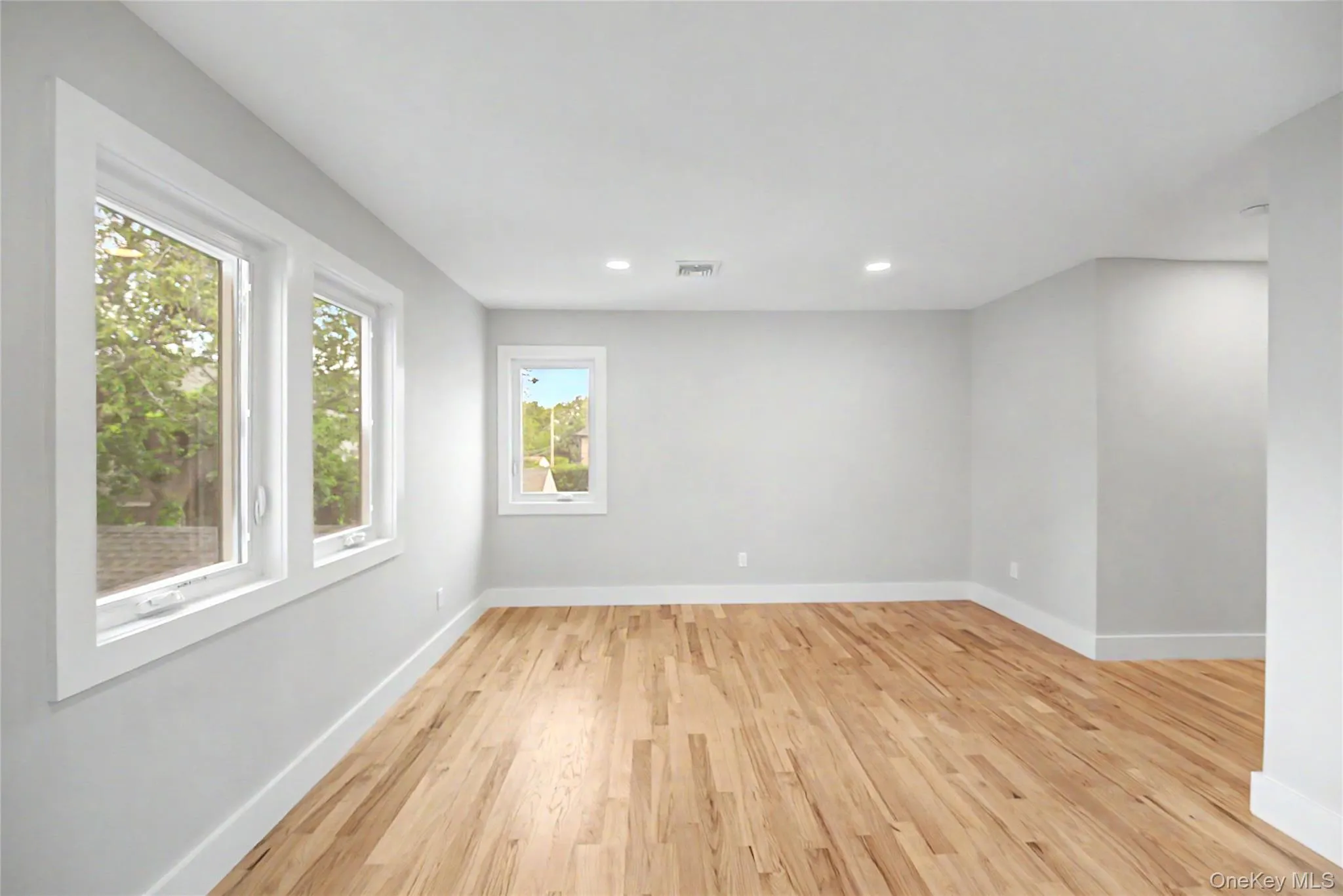 105 Moore Street, Hempstead, NY, 5 Bedrooms Bedrooms, 7 Rooms Rooms,3 BathroomsBathrooms,Residential,For Rent,Moore,0,1037390 105 Moore Street, Hempstead, NY, 5 Bedrooms Bedrooms, 7 Rooms Rooms,3 BathroomsBathrooms,Residential,For Rent,Moore,0,1037390