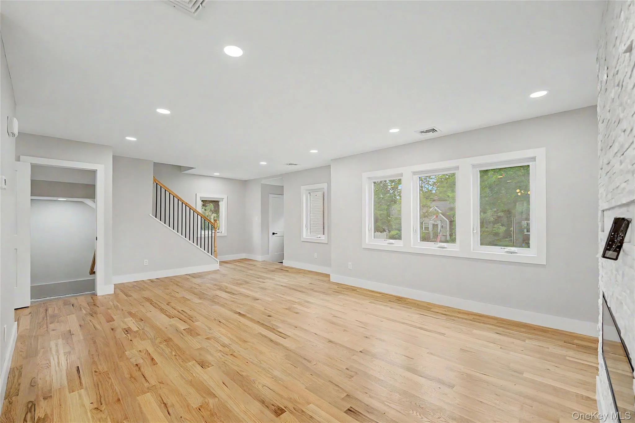 105 Moore Street, Hempstead, NY, 5 Bedrooms Bedrooms, 7 Rooms Rooms,3 BathroomsBathrooms,Residential,For Rent,Moore,0,1037390 105 Moore Street, Hempstead, NY, 5 Bedrooms Bedrooms, 7 Rooms Rooms,3 BathroomsBathrooms,Residential,For Rent,Moore,0,1037390