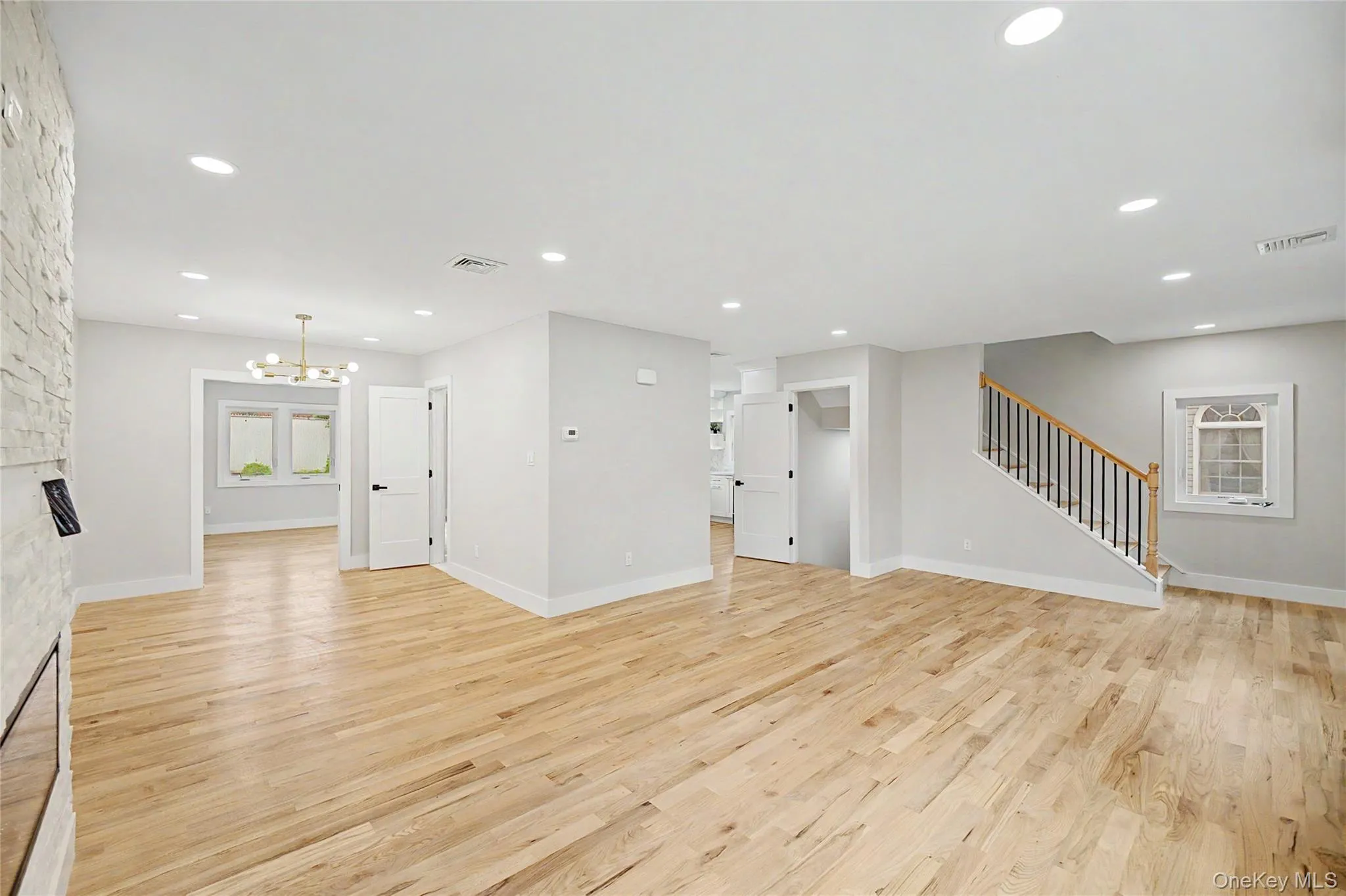 105 Moore Street, Hempstead, NY, 5 Bedrooms Bedrooms, 7 Rooms Rooms,3 BathroomsBathrooms,Residential,For Rent,Moore,0,1037390 105 Moore Street, Hempstead, NY, 5 Bedrooms Bedrooms, 7 Rooms Rooms,3 BathroomsBathrooms,Residential,For Rent,Moore,0,1037390