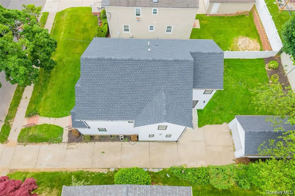 105 Moore Street, Hempstead, NY, 5 Bedrooms Bedrooms, 7 Rooms Rooms,3 BathroomsBathrooms,Residential,For Rent,Moore,0,1037390 105 Moore Street, Hempstead, NY, 5 Bedrooms Bedrooms, 7 Rooms Rooms,3 BathroomsBathrooms,Residential,For Rent,Moore,0,1037390
