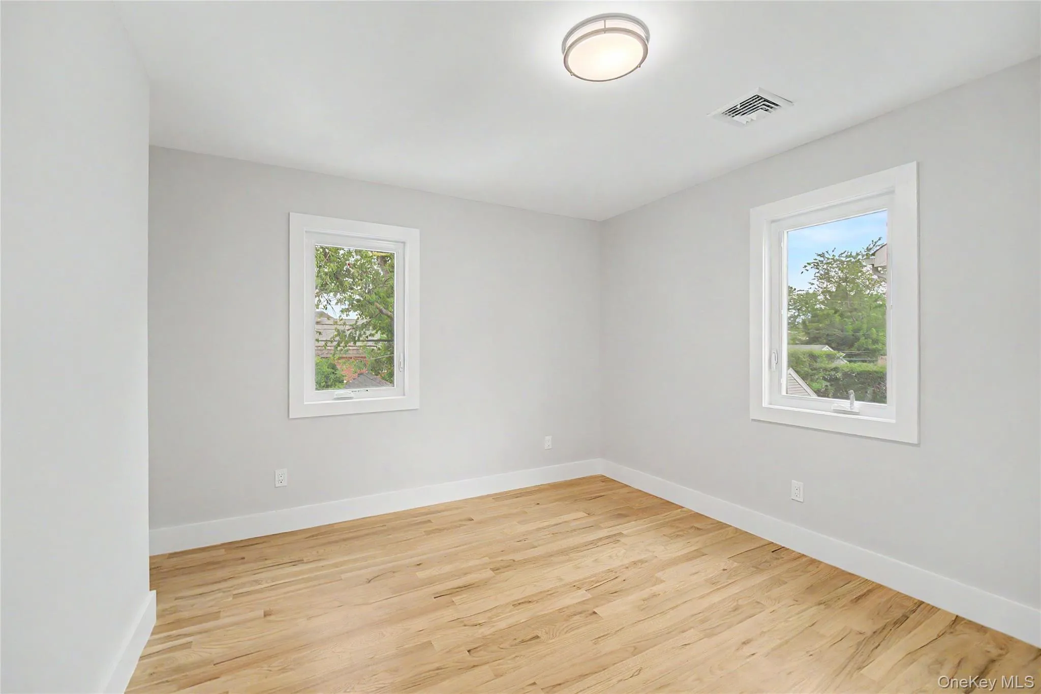 105 Moore Street, Hempstead, NY, 5 Bedrooms Bedrooms, 7 Rooms Rooms,3 BathroomsBathrooms,Residential,For Rent,Moore,0,1037390 105 Moore Street, Hempstead, NY, 5 Bedrooms Bedrooms, 7 Rooms Rooms,3 BathroomsBathrooms,Residential,For Rent,Moore,0,1037390