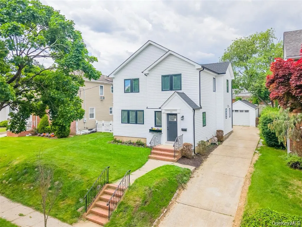 105 Moore Street, Hempstead, NY, 5 Bedrooms Bedrooms, 7 Rooms Rooms,3 BathroomsBathrooms,Residential,For Rent,Moore,0,1037390 105 Moore Street, Hempstead, NY, 5 Bedrooms Bedrooms, 7 Rooms Rooms,3 BathroomsBathrooms,Residential,For Rent,Moore,0,1037390