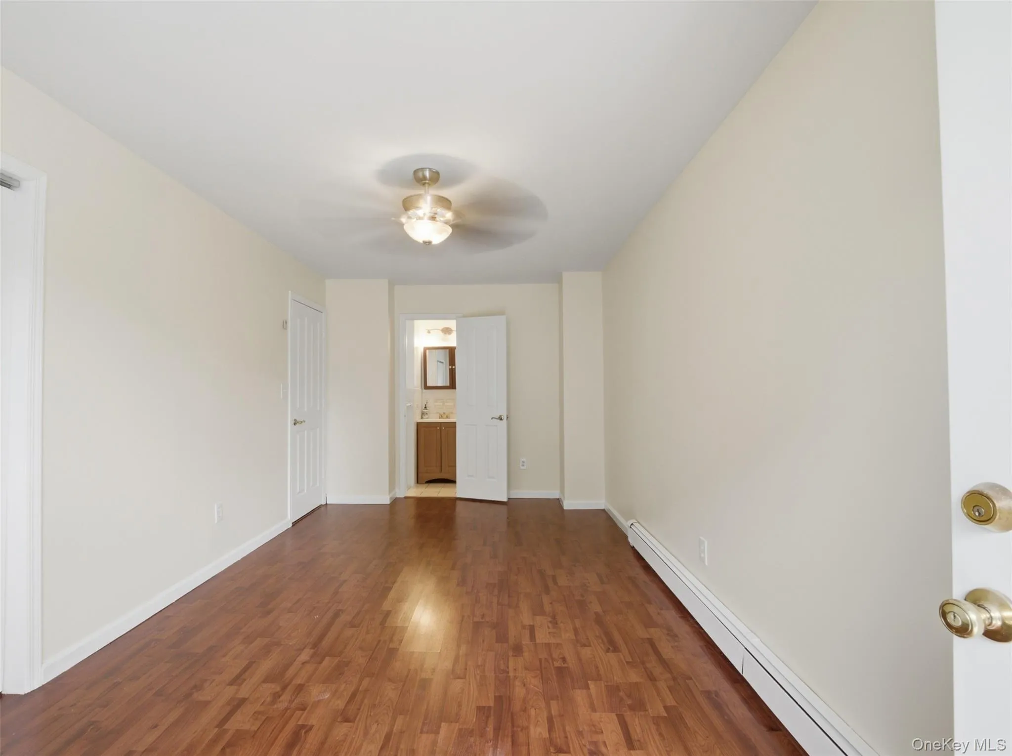 2668 Miles Avenue, New York, NY, 3 Bedrooms Bedrooms, 5 Rooms Rooms,2 BathroomsBathrooms,Residential,For Rent,Miles,0,1037398 2668 Miles Avenue, New York, NY, 3 Bedrooms Bedrooms, 5 Rooms Rooms,2 BathroomsBathrooms,Residential,For Rent,Miles,0,1037398