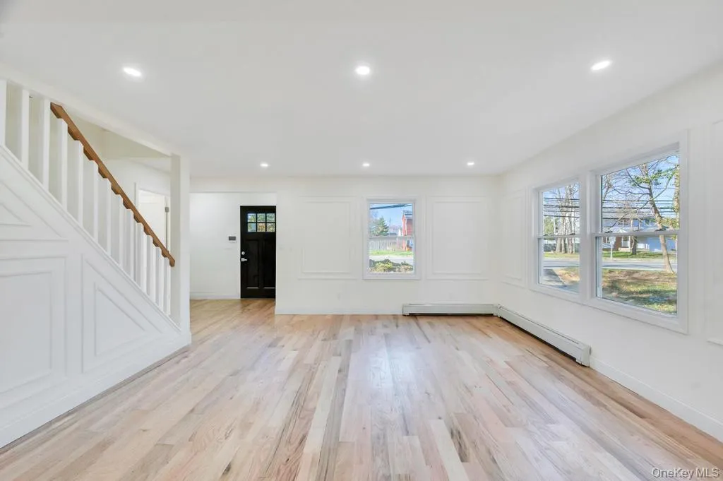624 Townline Road, Smithtown, NY, 6 Bedrooms Bedrooms, 12 Rooms Rooms,3 BathroomsBathrooms,Residential,For Rent,Townline,0,1037399 624 Townline Road, Smithtown, NY, 6 Bedrooms Bedrooms, 12 Rooms Rooms,3 BathroomsBathrooms,Residential,For Rent,Townline,0,1037399
