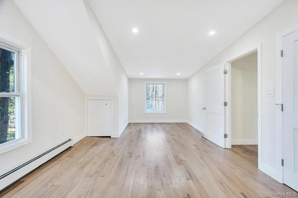 624 Townline Road, Smithtown, NY, 6 Bedrooms Bedrooms, 12 Rooms Rooms,3 BathroomsBathrooms,Residential,For Rent,Townline,0,1037399 624 Townline Road, Smithtown, NY, 6 Bedrooms Bedrooms, 12 Rooms Rooms,3 BathroomsBathrooms,Residential,For Rent,Townline,0,1037399