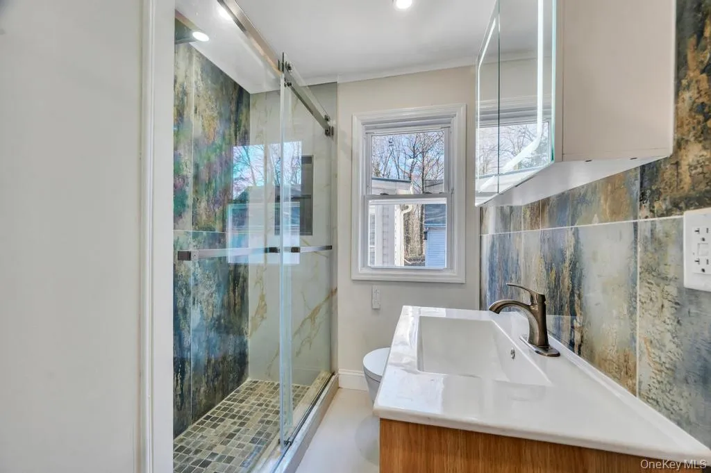 624 Townline Road, Smithtown, NY, 6 Bedrooms Bedrooms, 12 Rooms Rooms,3 BathroomsBathrooms,Residential,For Rent,Townline,0,1037399 624 Townline Road, Smithtown, NY, 6 Bedrooms Bedrooms, 12 Rooms Rooms,3 BathroomsBathrooms,Residential,For Rent,Townline,0,1037399
